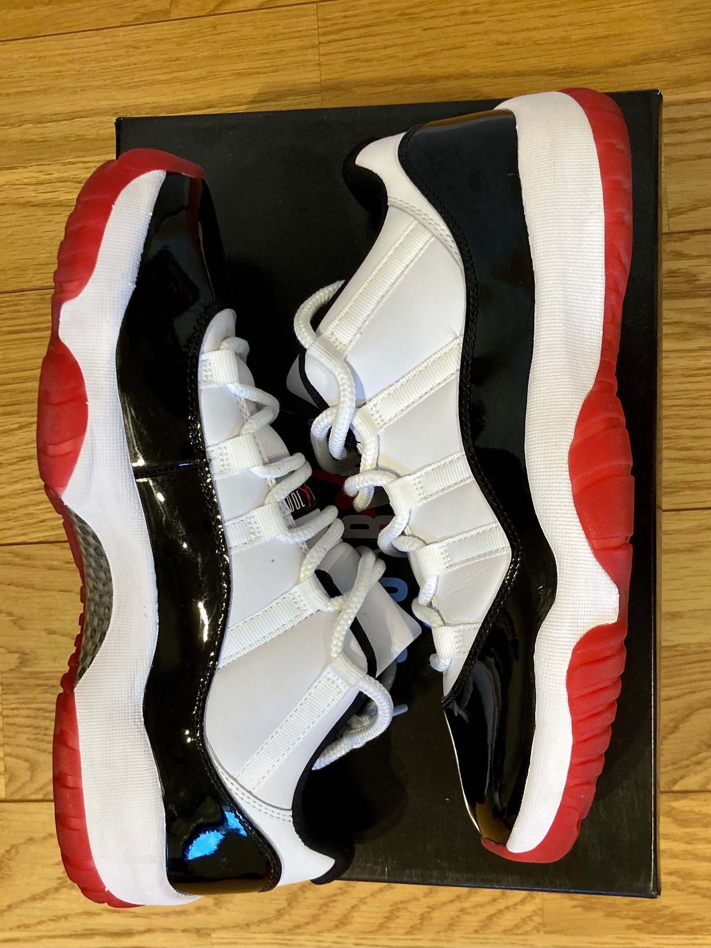 Nike Air Jordan 11 Low "Gym Red"