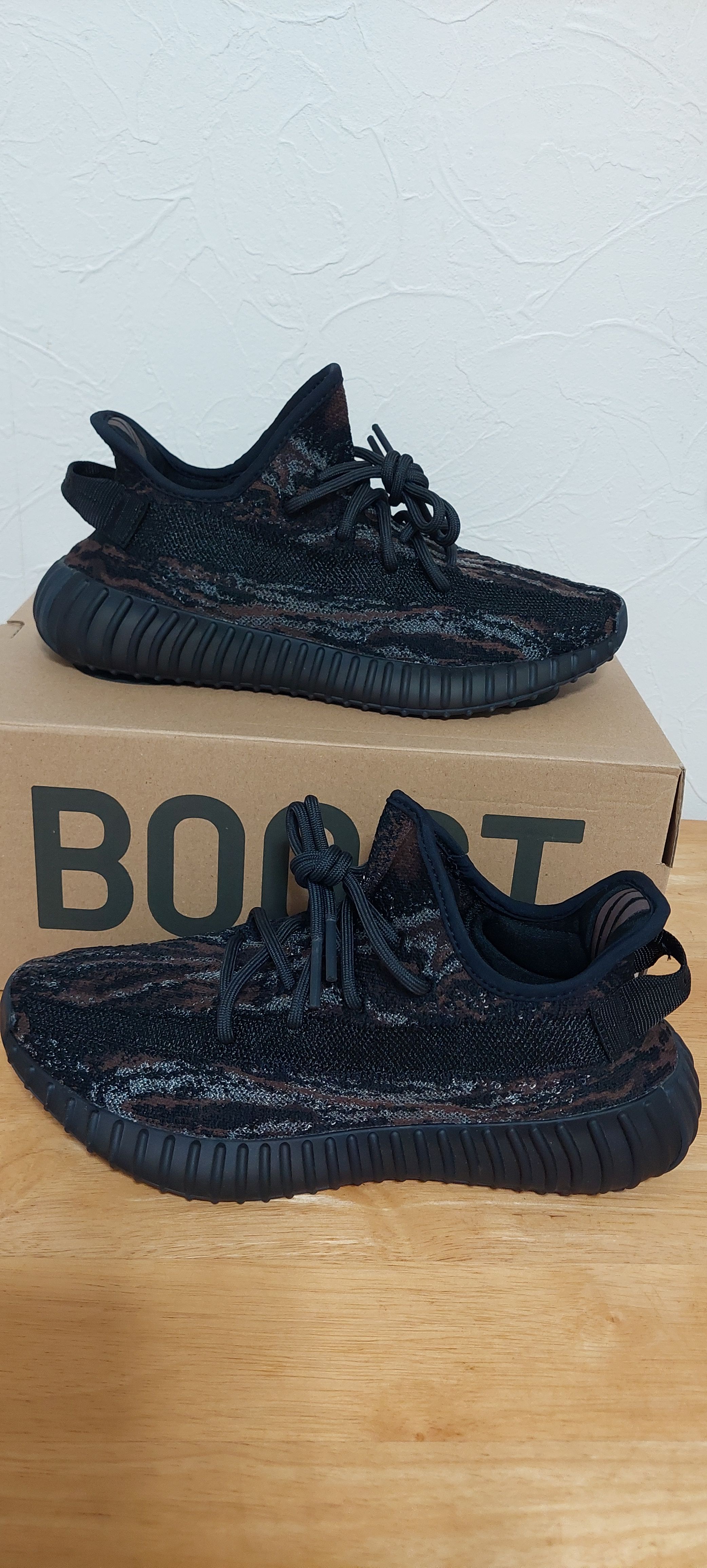 adidas YEEZY Boost 350 V2 "MX Rock"