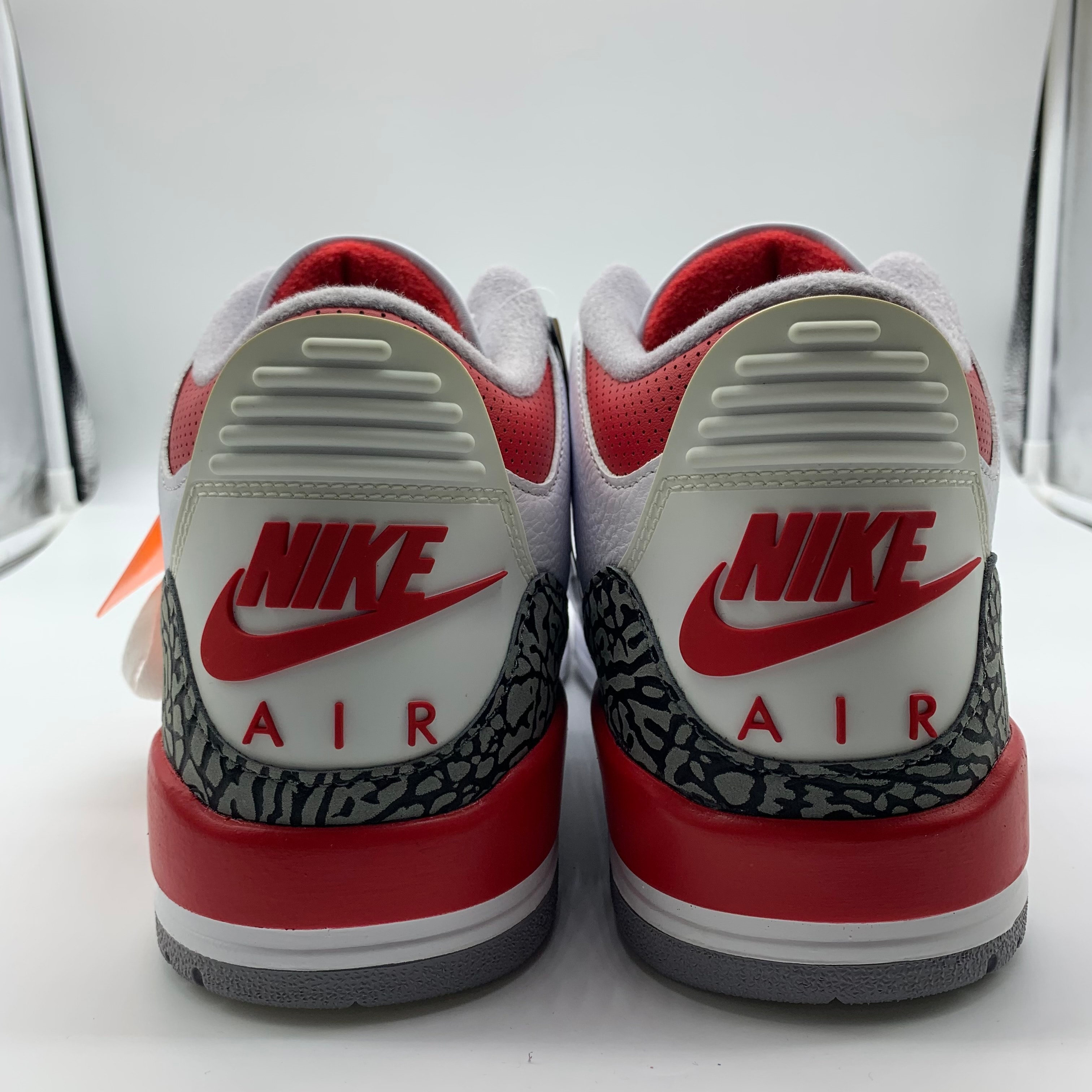 Nike Air Jordan 3 Retro OG "Fire Red" (2022)