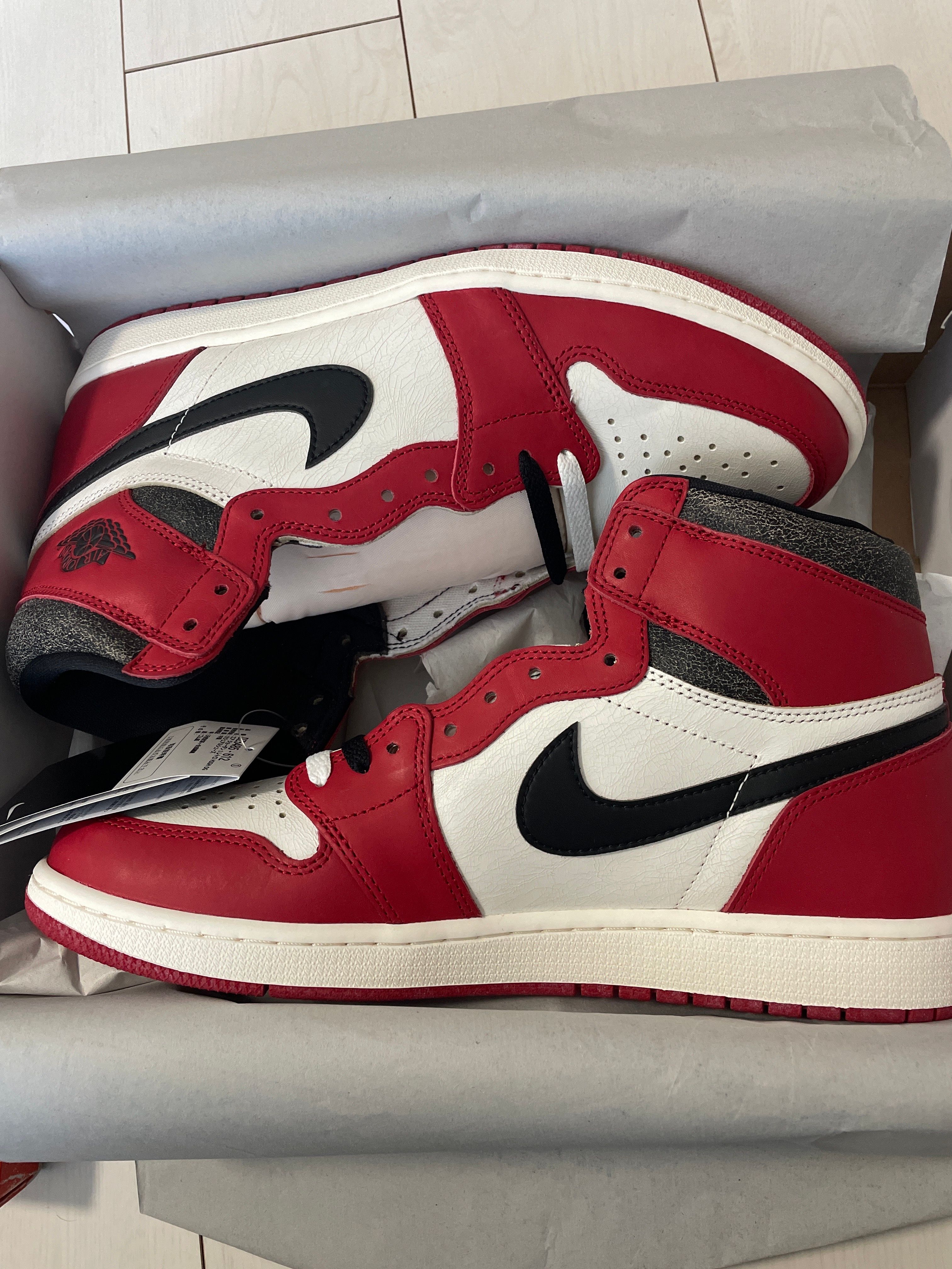 Nike Air Jordan 1 High OG "Lost & Found/Chicago"