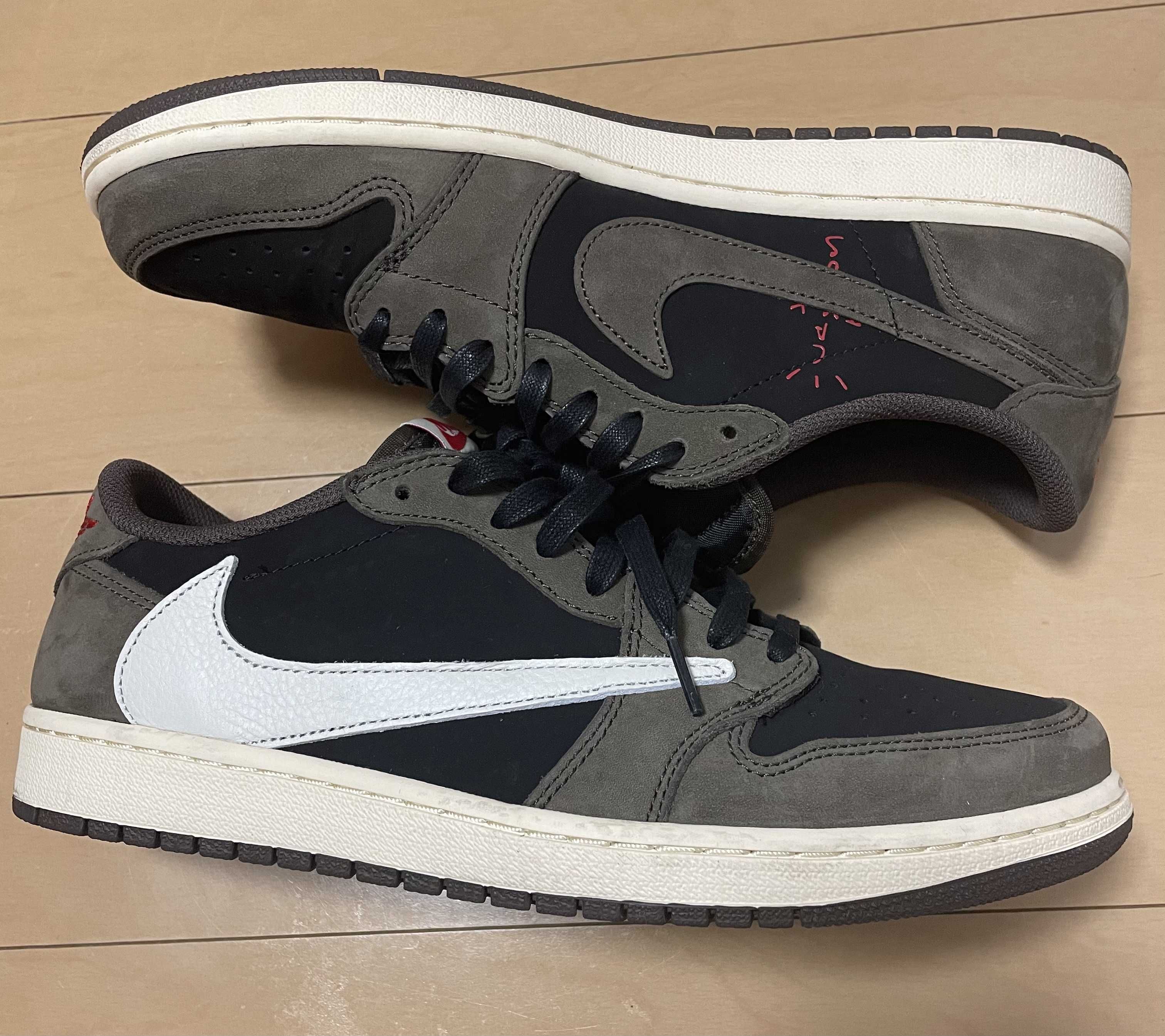 Travis Scott × Nike Air Jordan 1 Low OG SP-T "Black/Dark Mocha"
