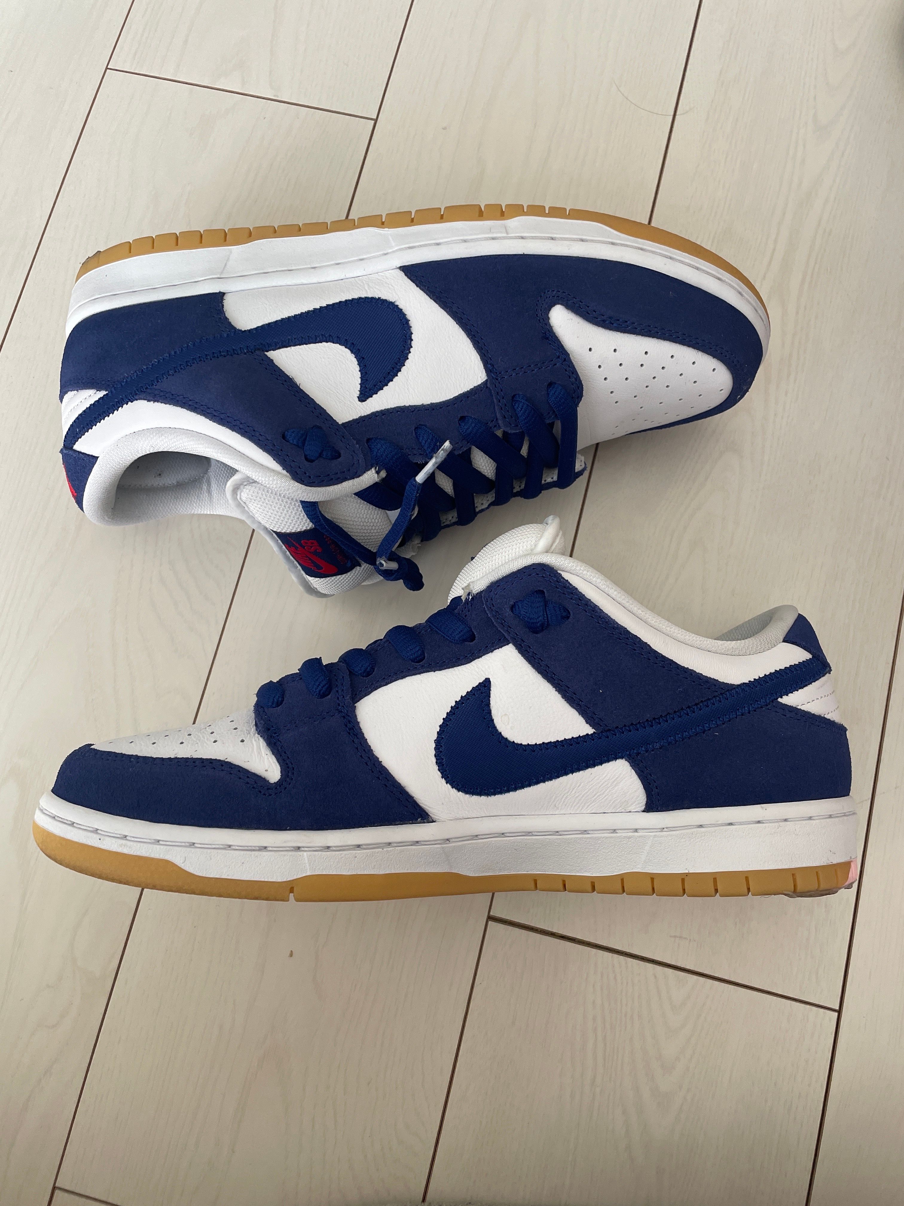 Nike SB Dunk Low "Los Angeles Dodgers/Deep Royal Blue"