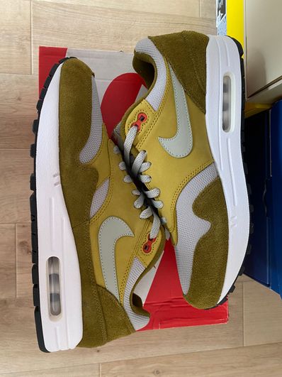 Nike Air Max 1 Curry Pack "Olive"