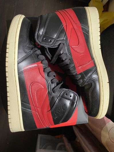 Nike Air Jordan 1 Retro High OG "Couture"