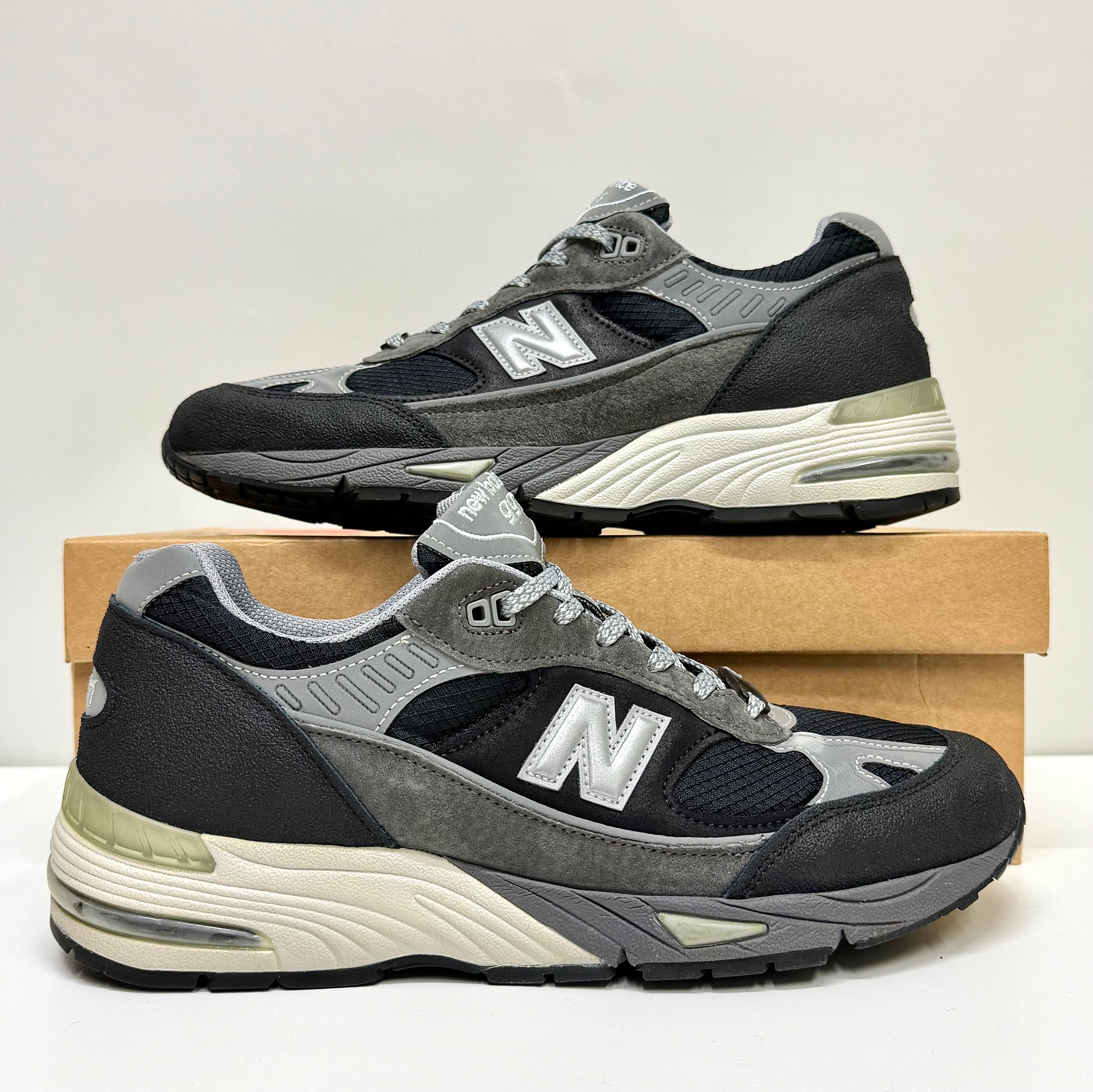 SLAM JAM × NEW BALANCE M991 "BLACK/RED"