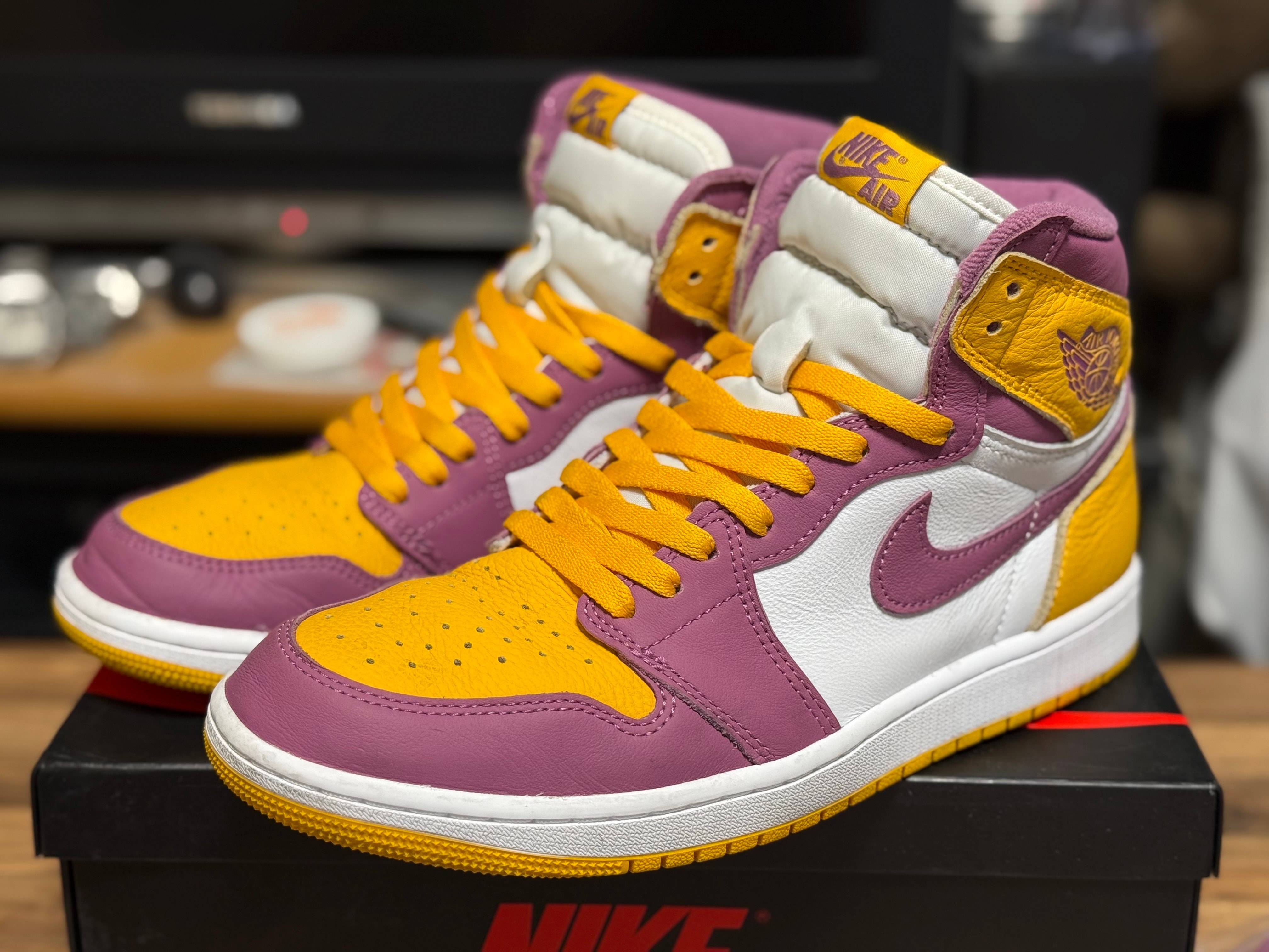 Nike Air Jordan 1 High OG "Brotherhood"