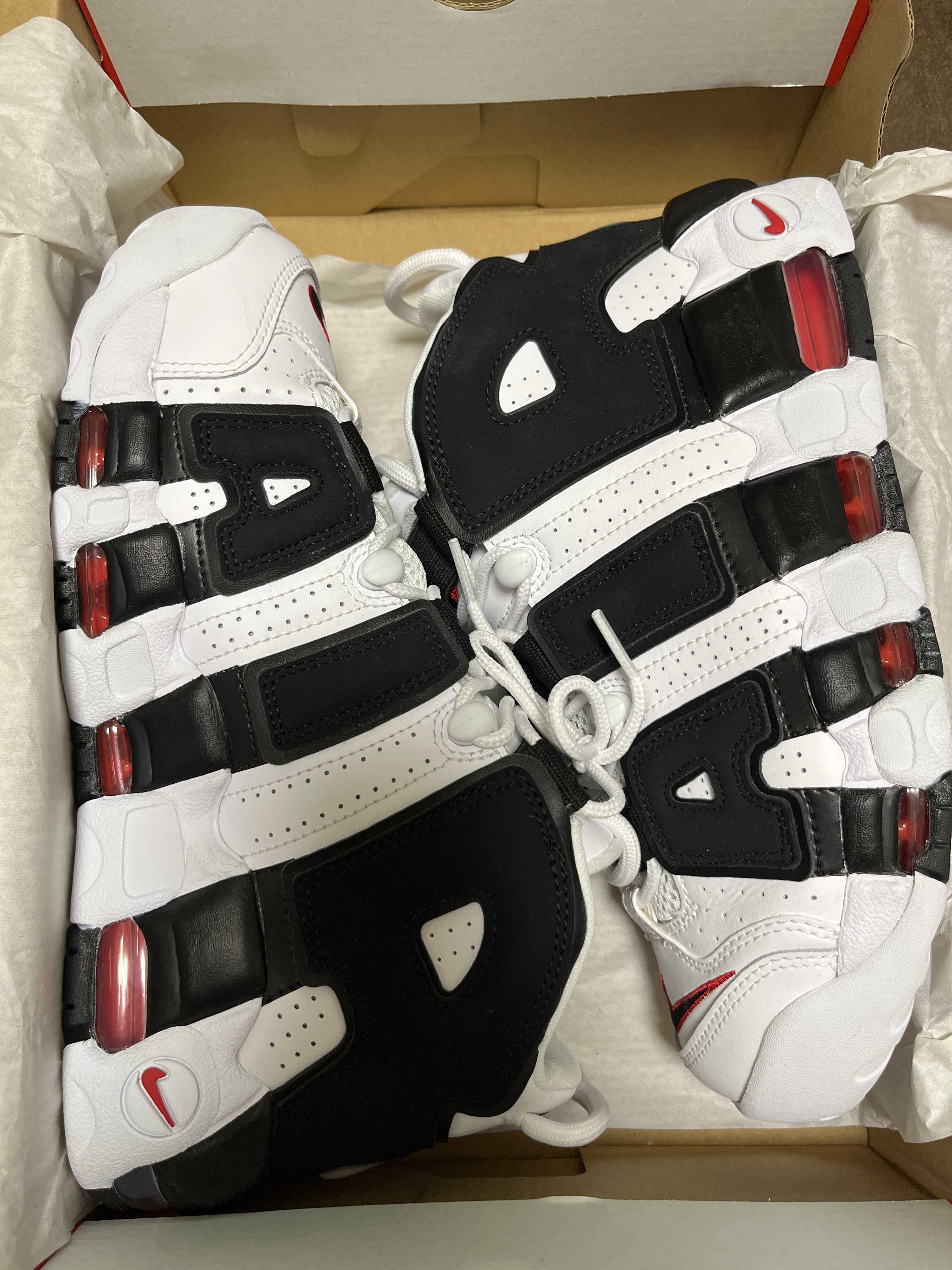 NIKE AIR MORE UPTEMPO "WHITE/BLACK/UNIVERSITY RED"(2020)