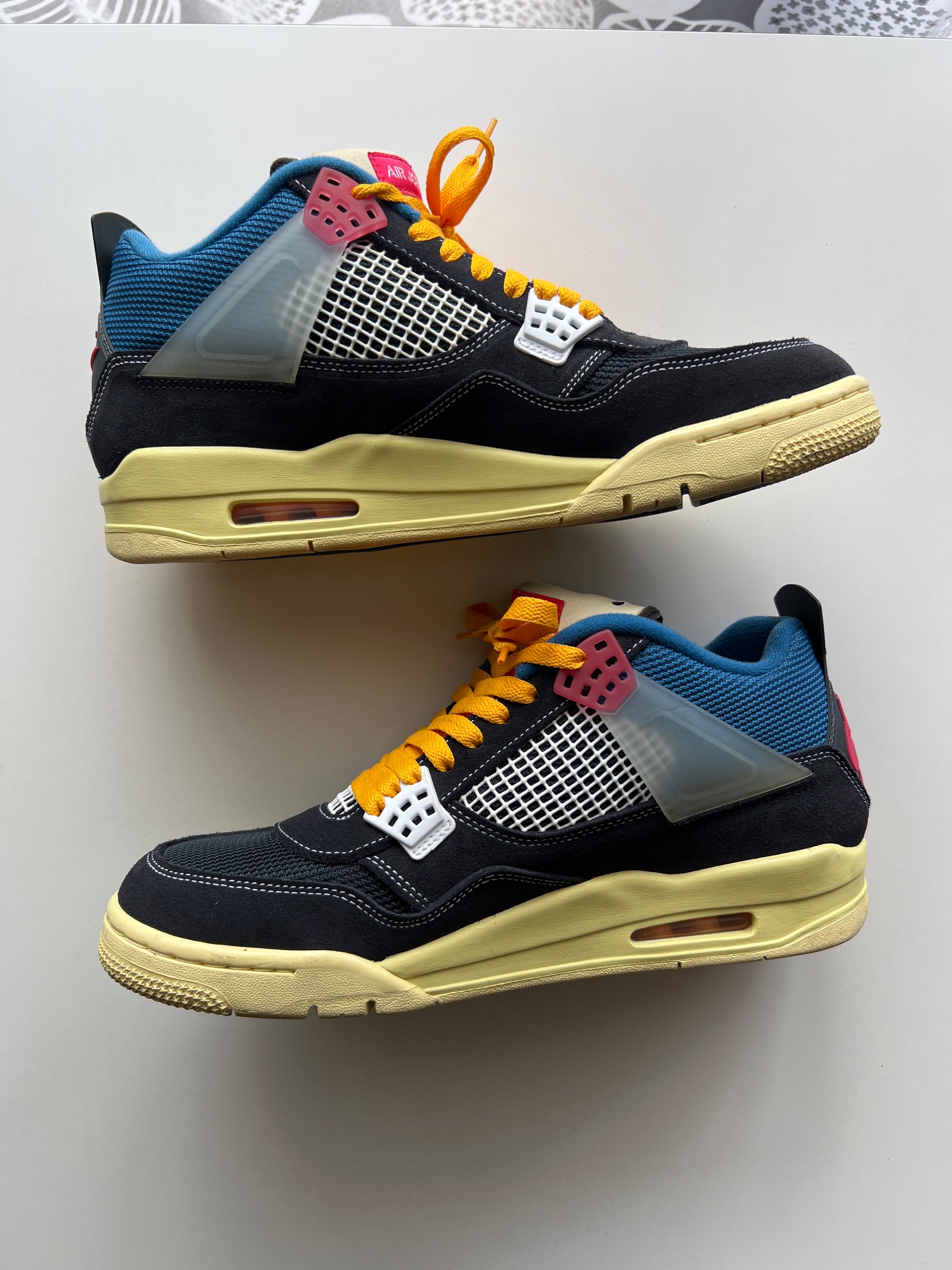 UNION × NIKE AIR JORDAN 4 "OFF NOIR"