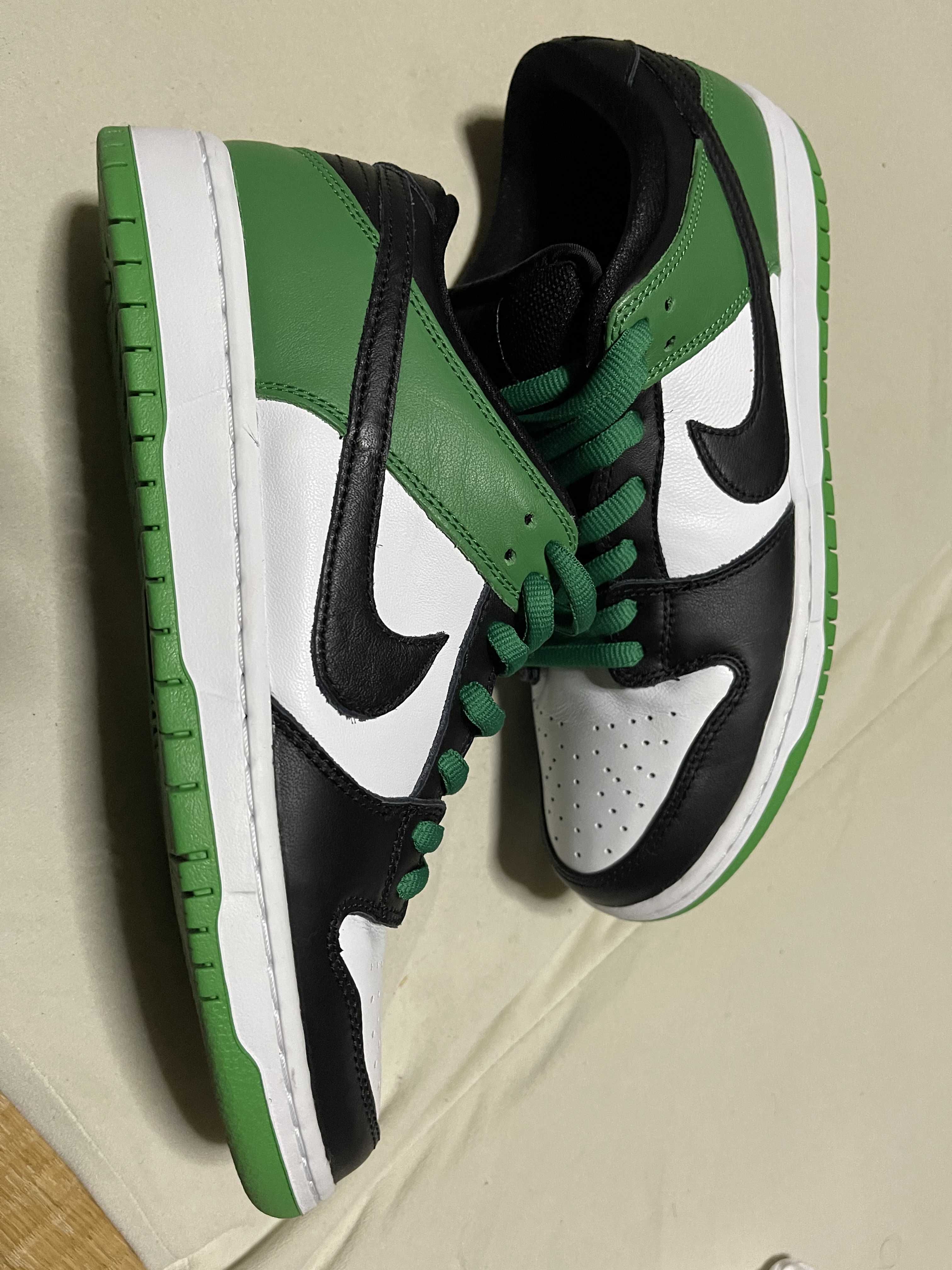Nike SB Dunk Low Pro "Black and Classic Green"