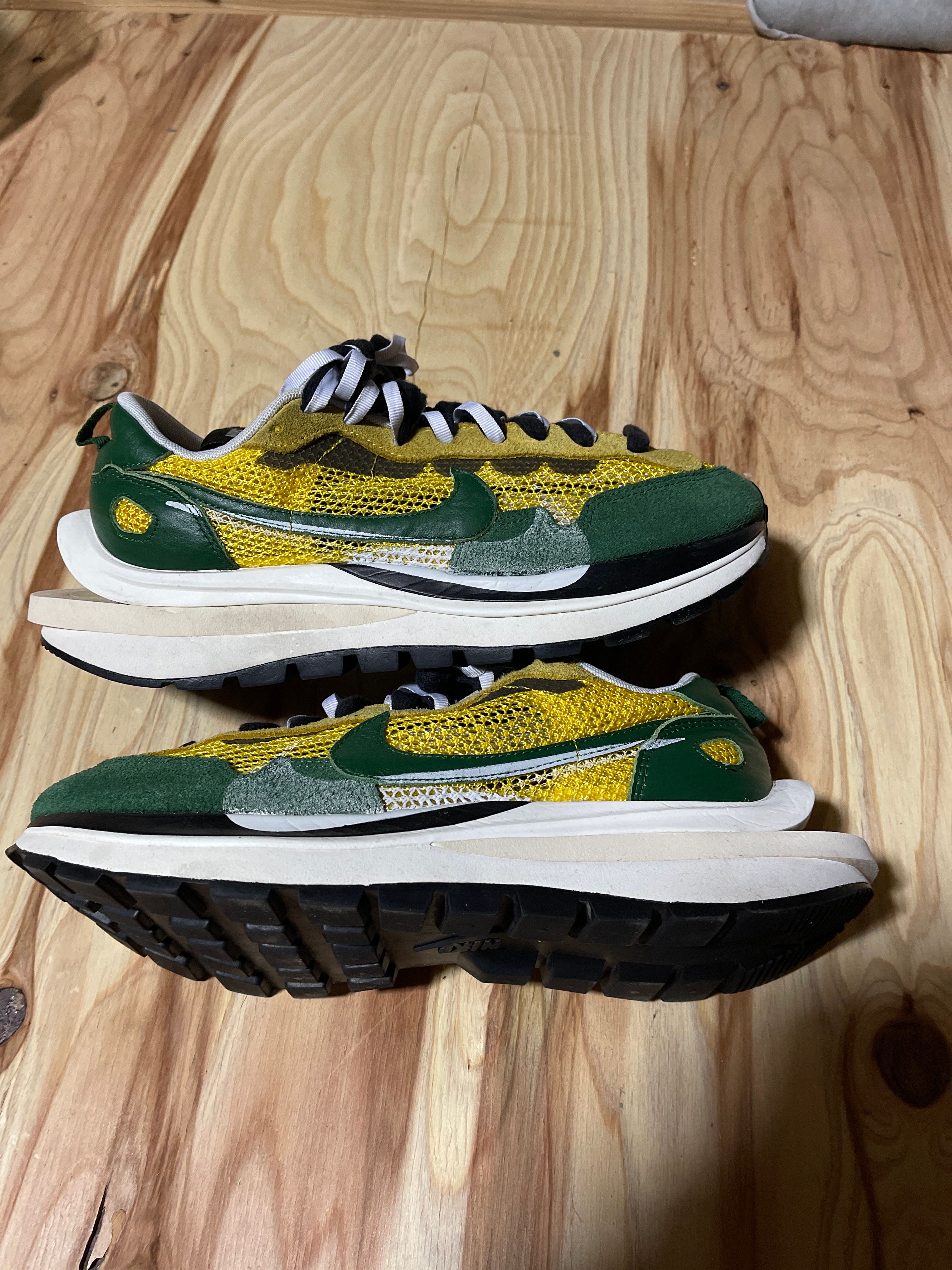 sacai × Nike Vapor Waffle "Tour Yellow/Stadium Green-Sail"