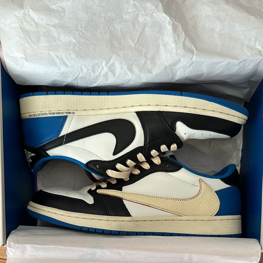 Travis Scott × fragment design × Nike Air Jordan 1 Low OG SP "Military Blue"