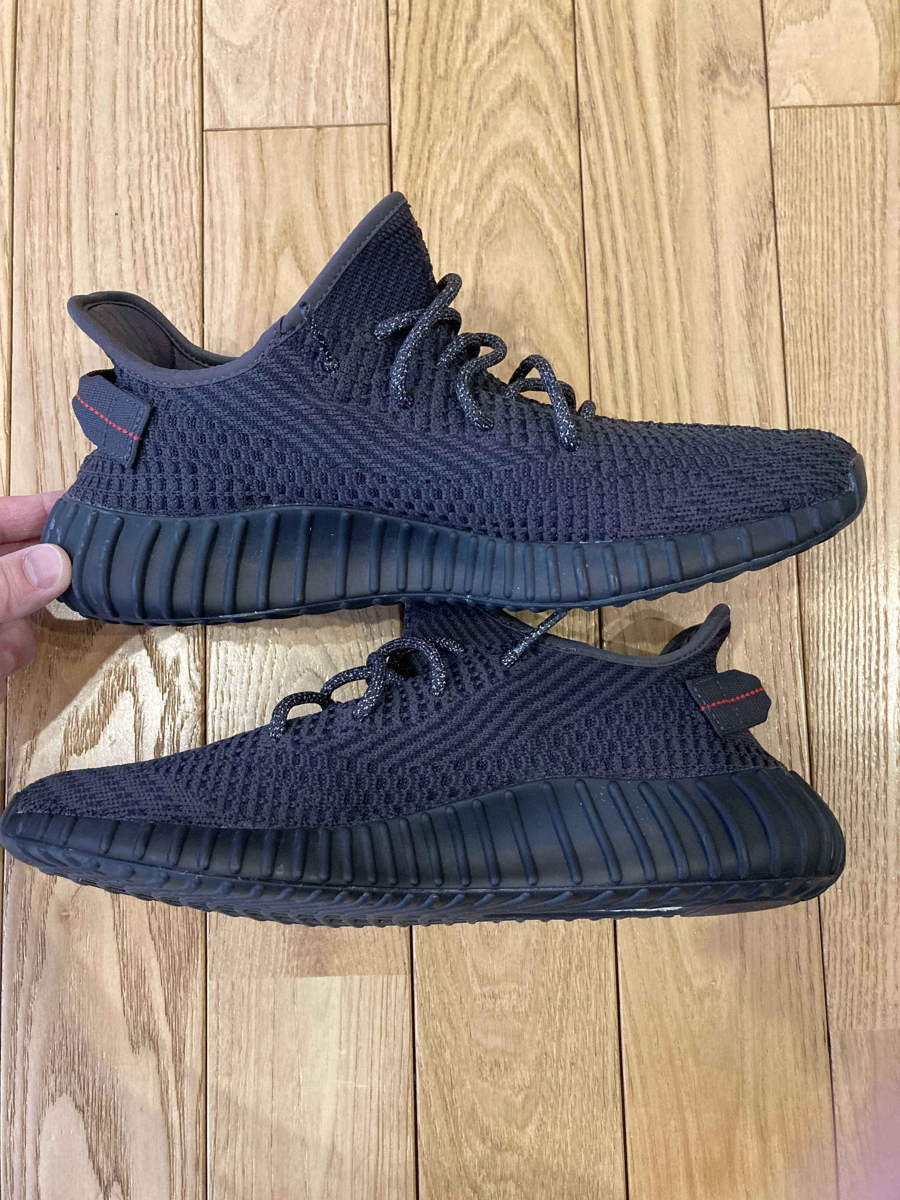 adidas YEEZY Boost 350 V2 "Black"
