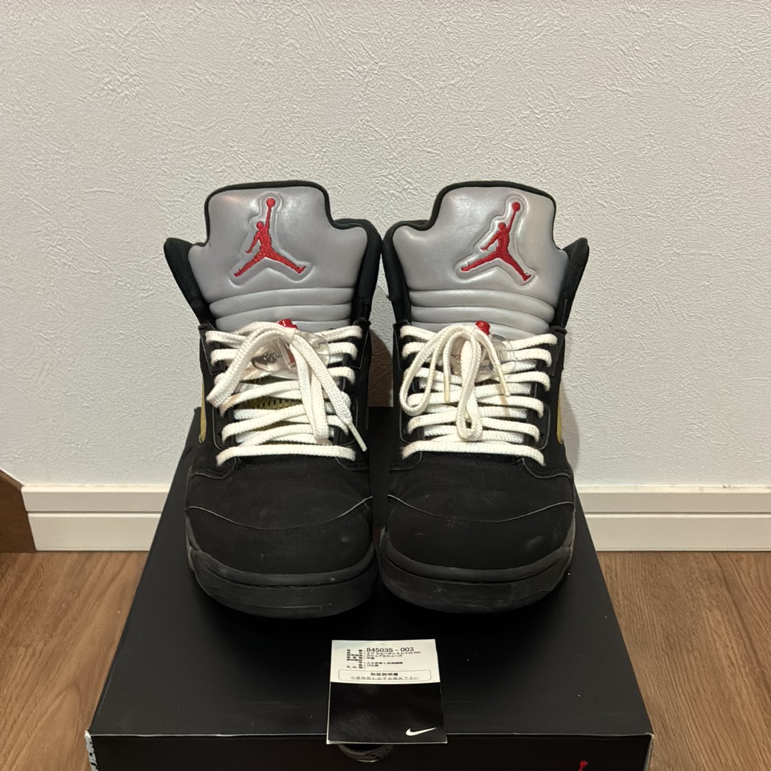 ナイキ エアジョーダン5 レトロ OG "ブラックメタリック リイマジンド"