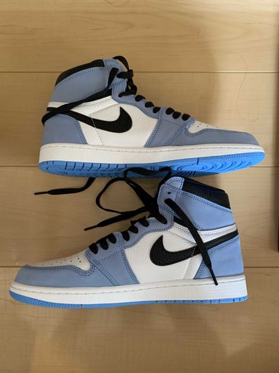 Nike Air Jordan 1 High OG "University Blue"