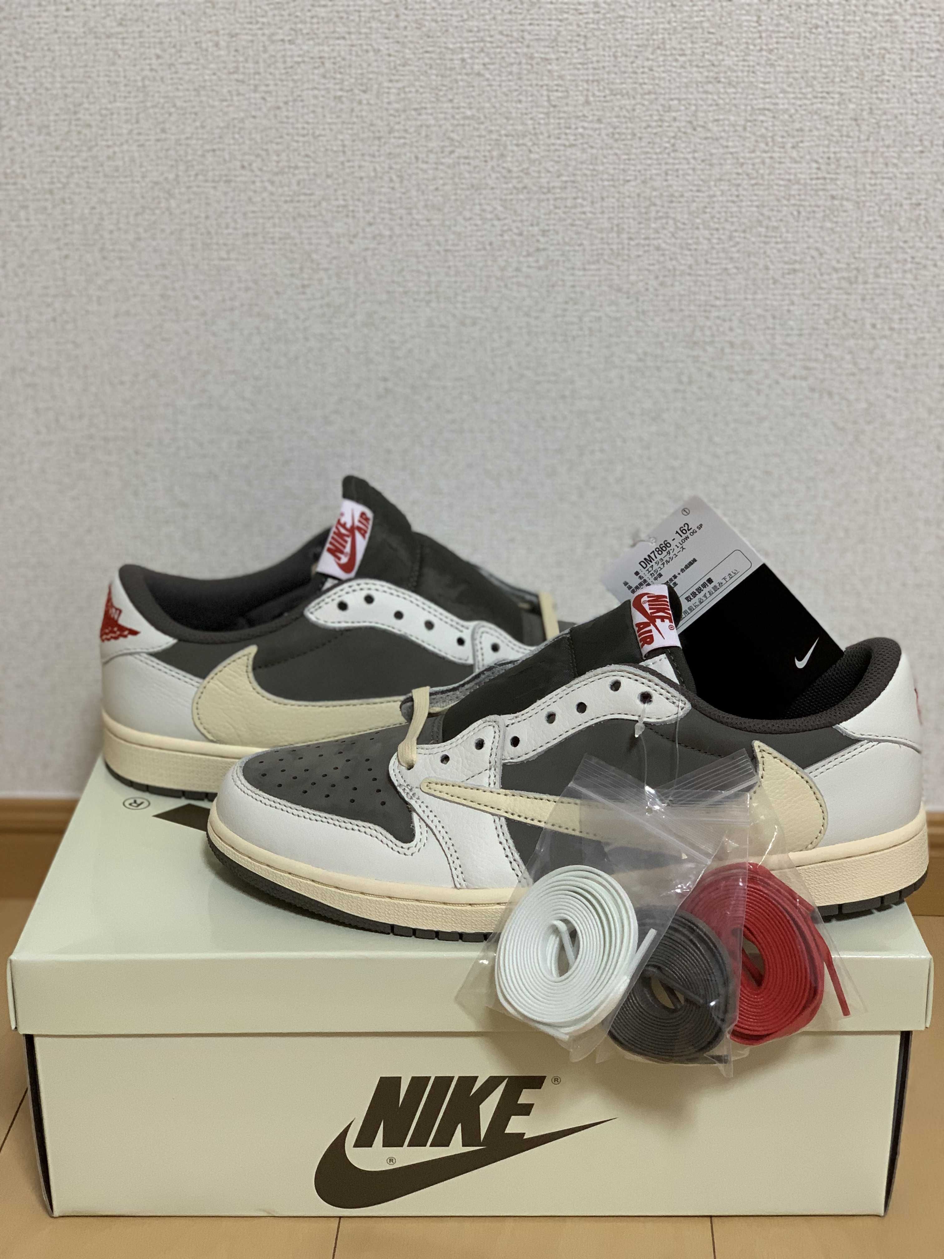 Travis Scott × Nike Air Jordan 1 Low OG SP "Reverse Mocha/Sail and Ridgerock"