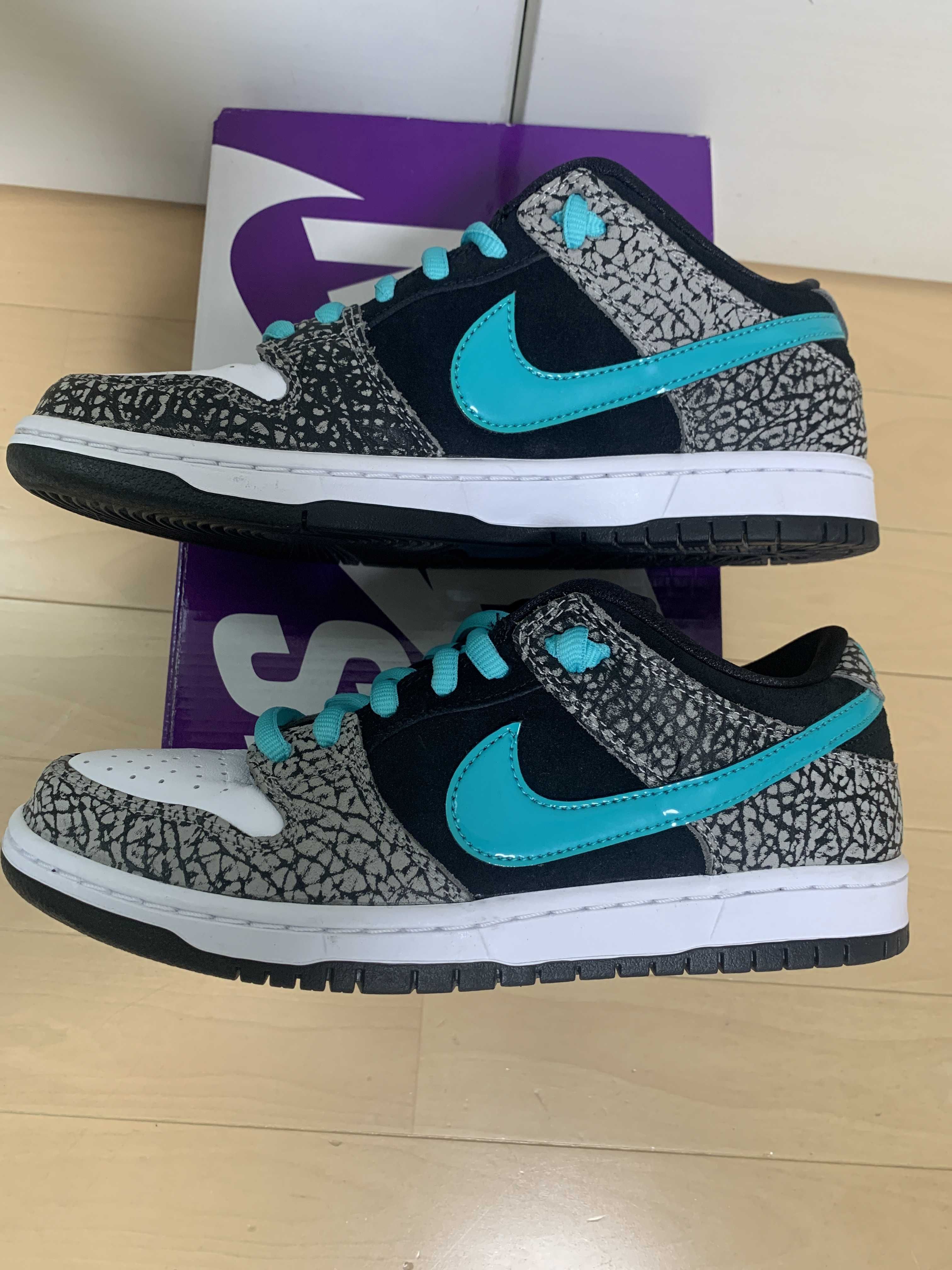 Nike SB Dunk Low "Elephant/Safari"