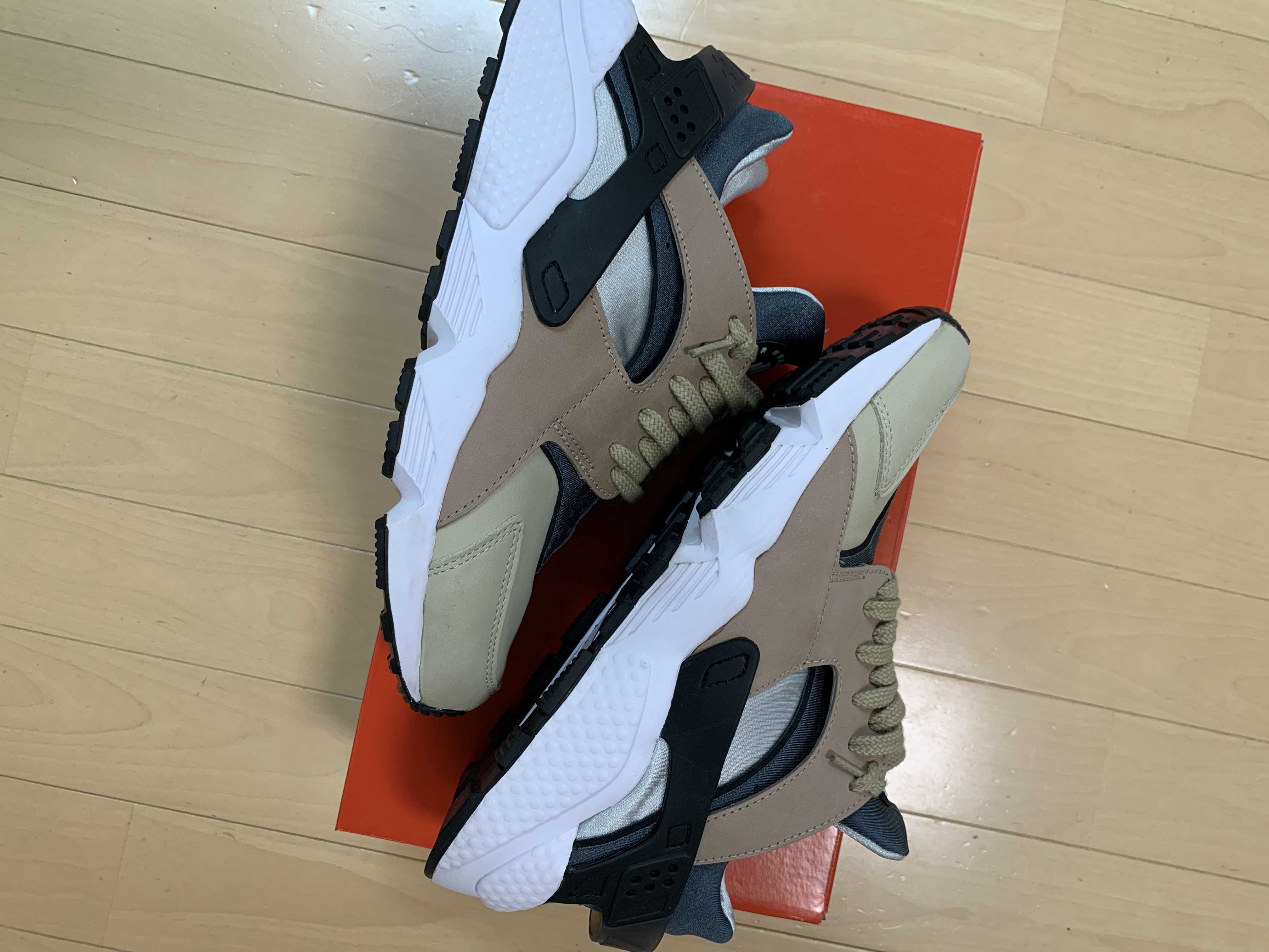 Nike Air Huarache "Escape" (2021)