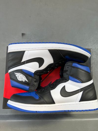 Nike Air Jordan 1 Retro High OG "Royal Toe"(2020)