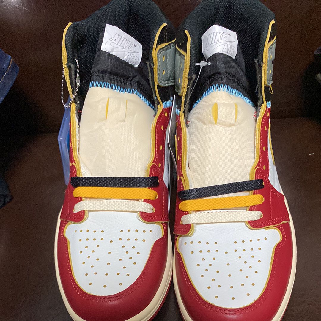 UNION × Nike Air Jordan 1 Retro High OG "Chicago/Shadow"