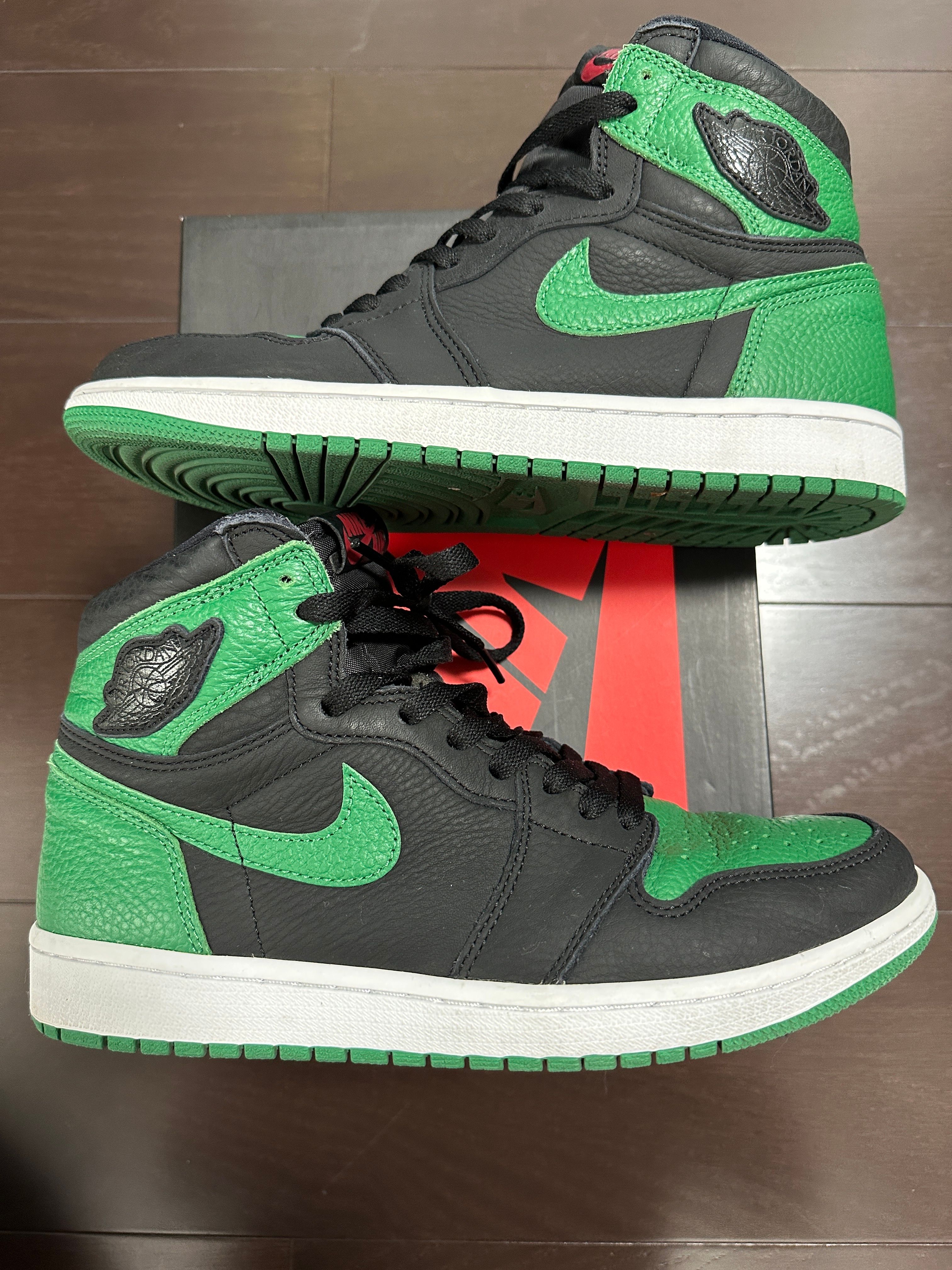 Nike Air Jordan 1 Retro High OG "Black/Pine Green" (2020)      