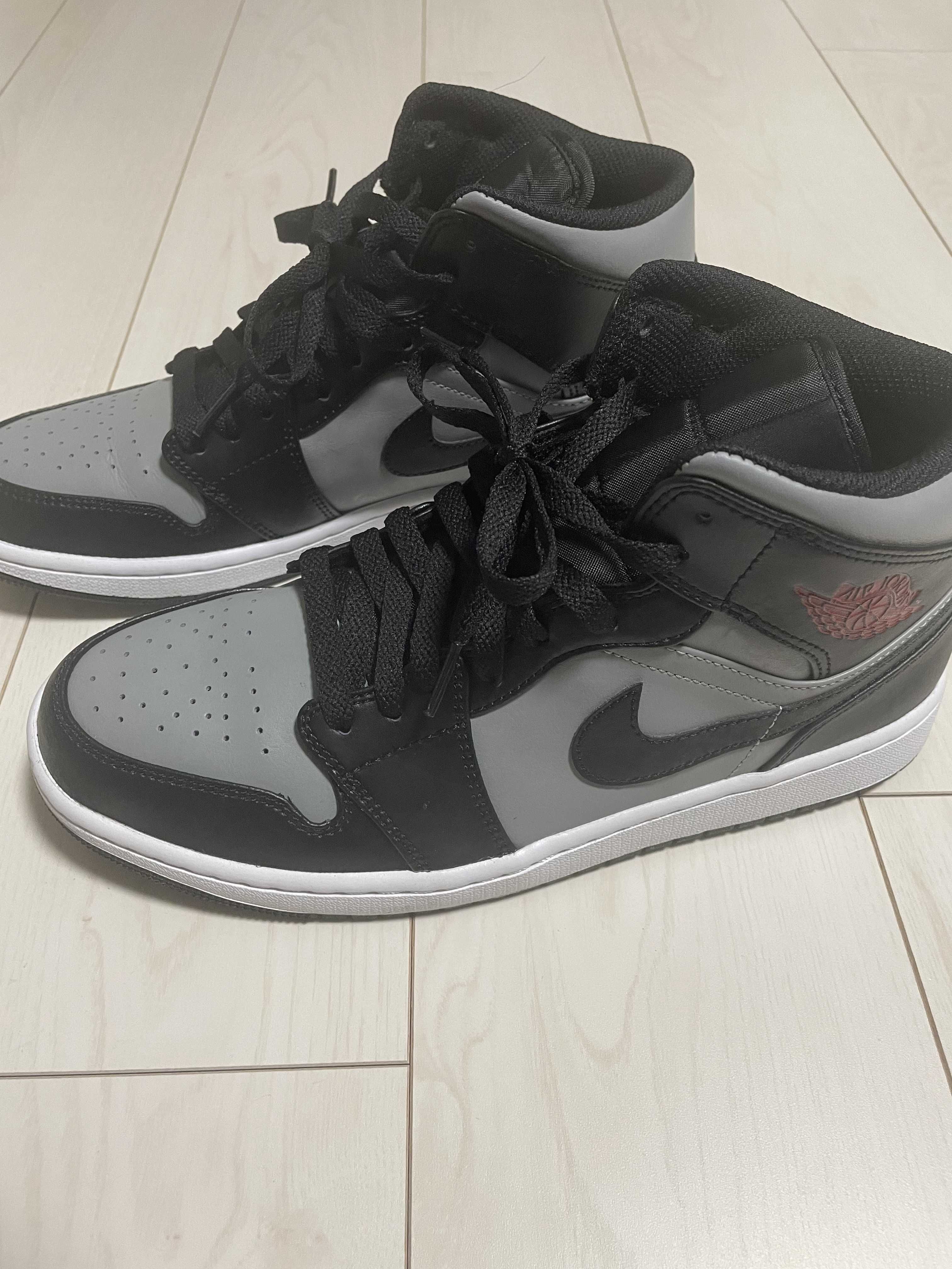Nike Air Jordan 1 Mid "Shadow"