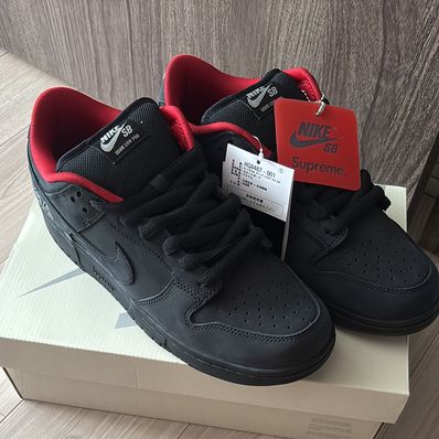 シュプリーム × ナイキ SB ダンク ロー "ブラック" (25FW Week2)