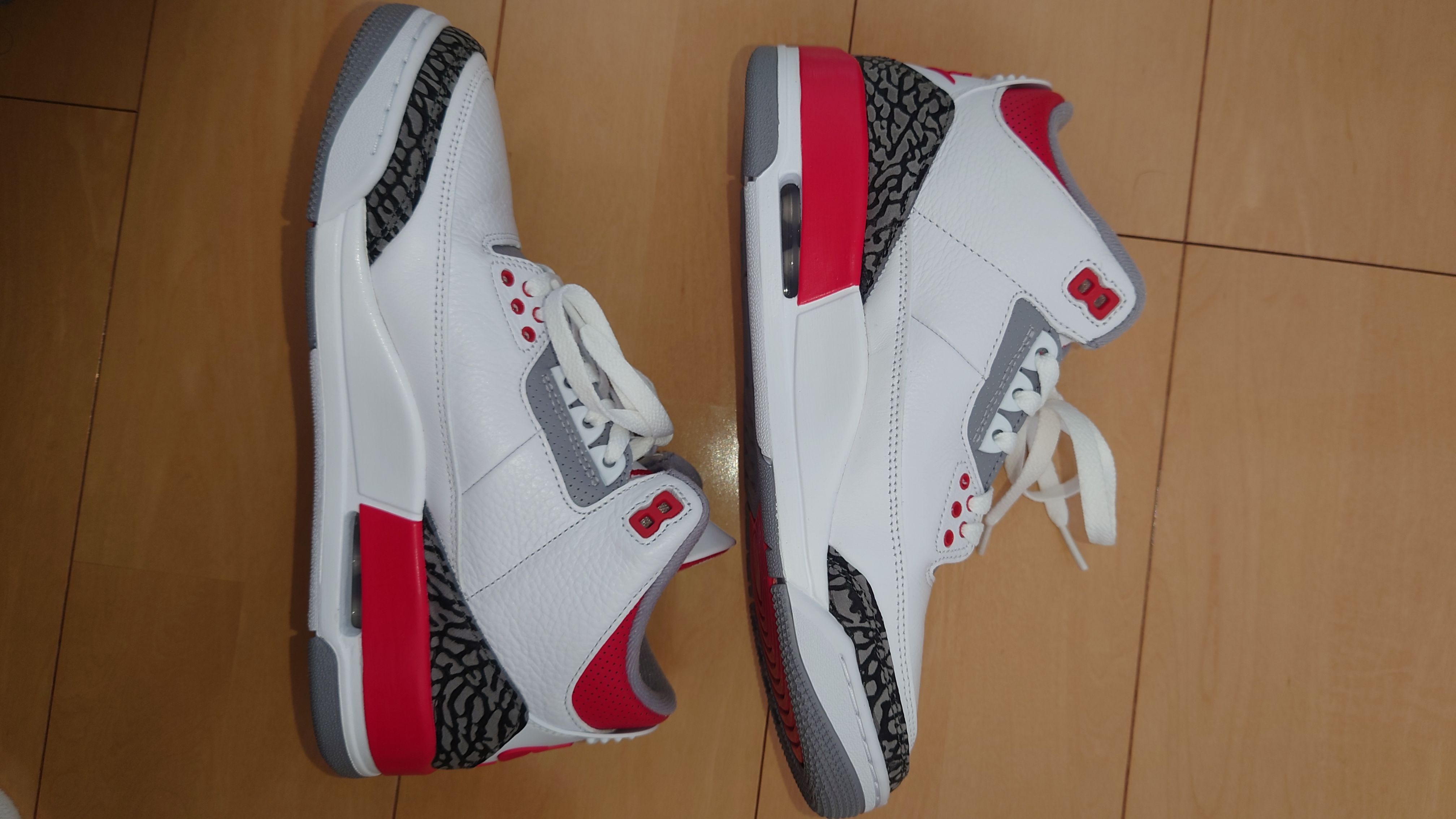 Nike Air Jordan 3 Retro OG "Fire Red" (2022)