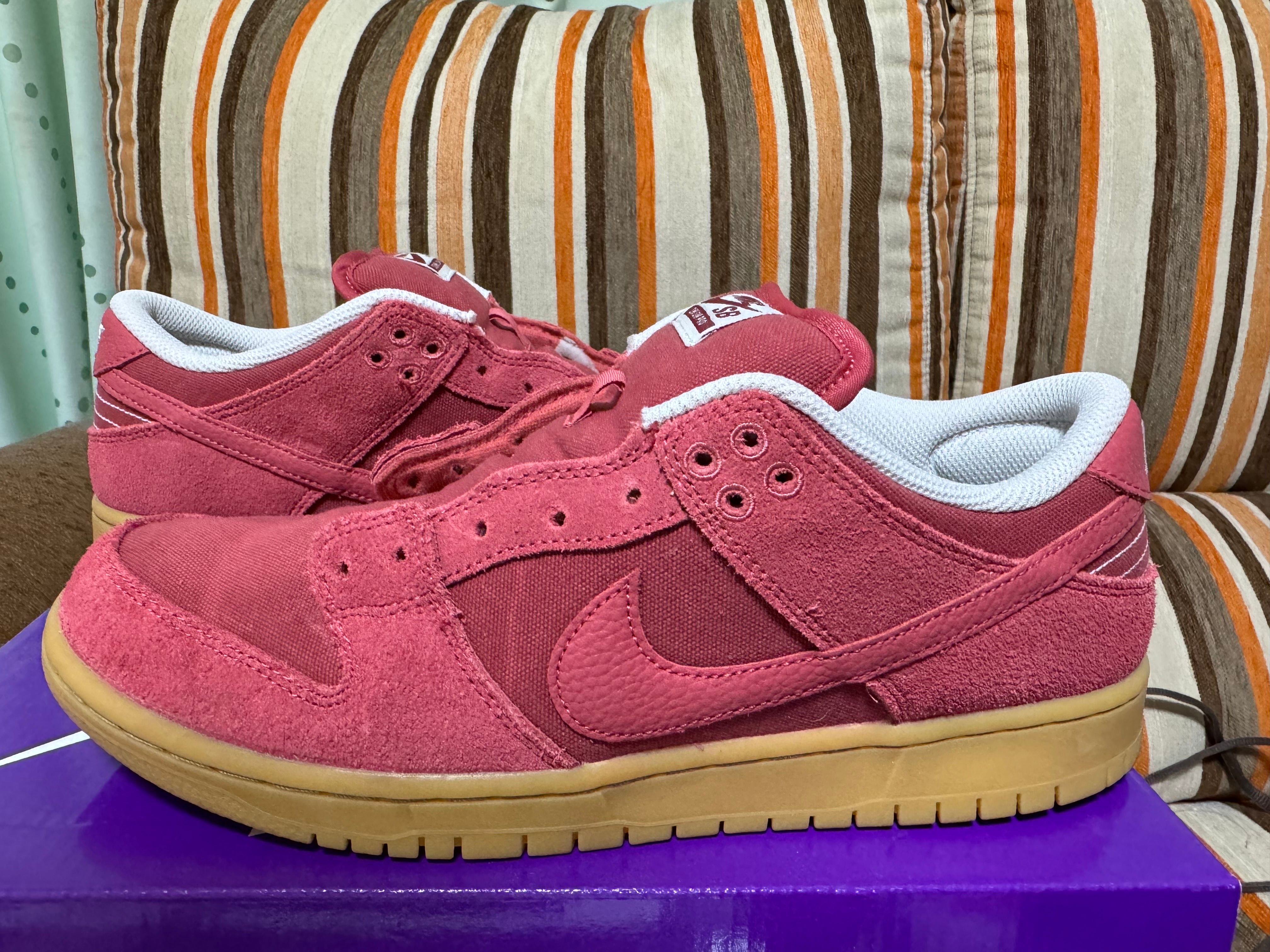 Nike SB Dunk Low "Adobe"