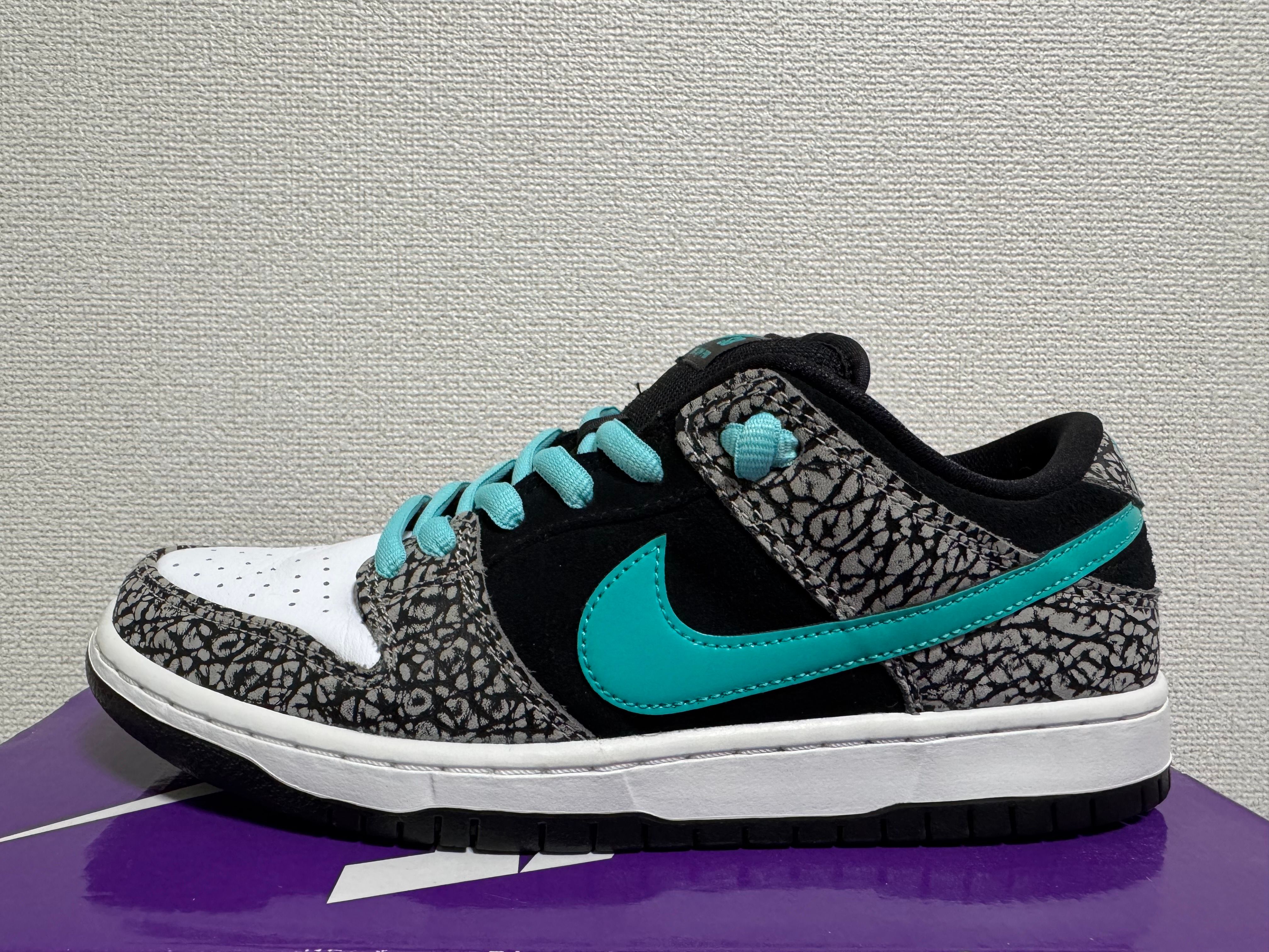 Nike SB Dunk Low "Elephant/Safari"