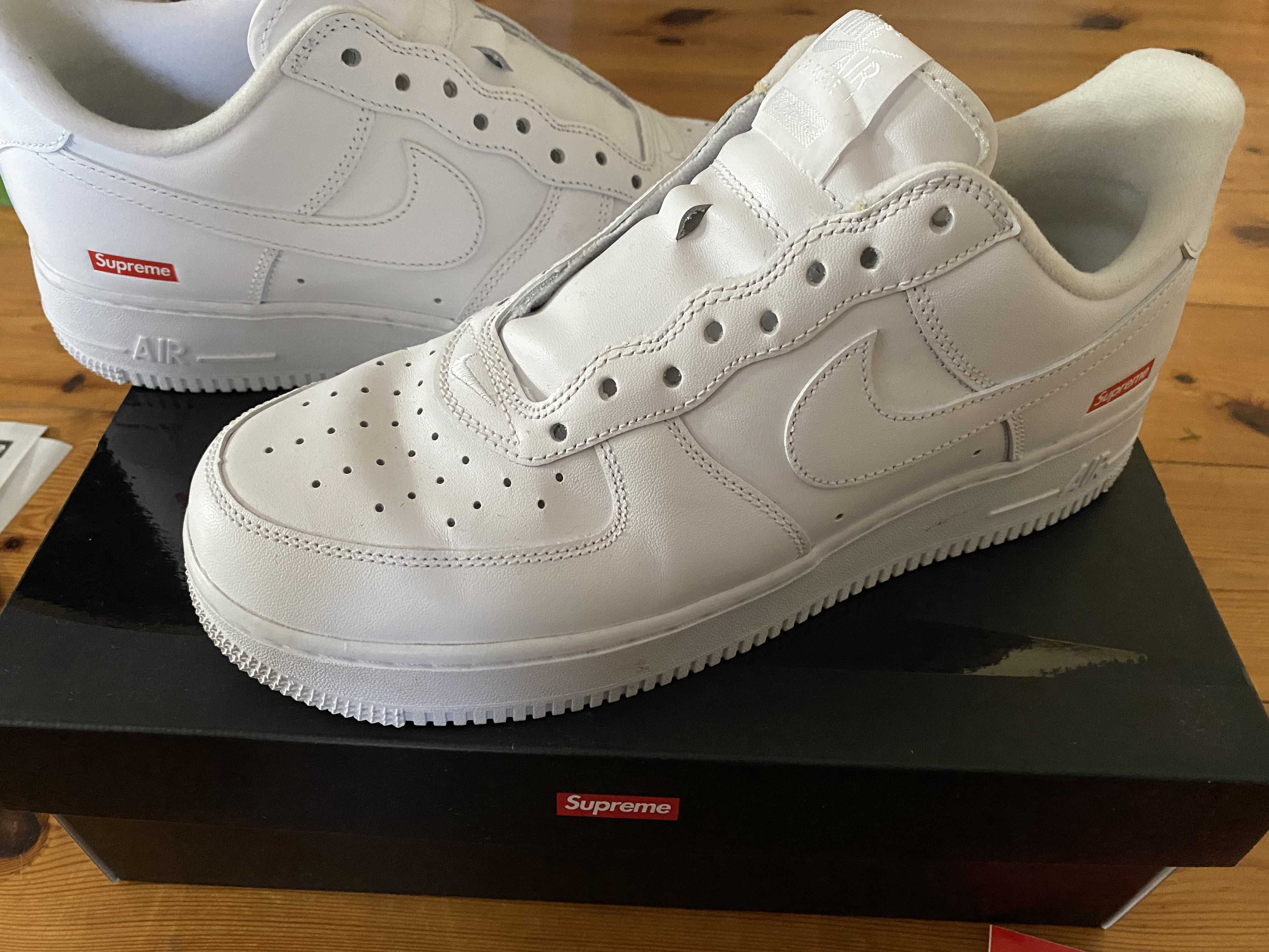 Supreme × Nike Air Force 1 Low "White"