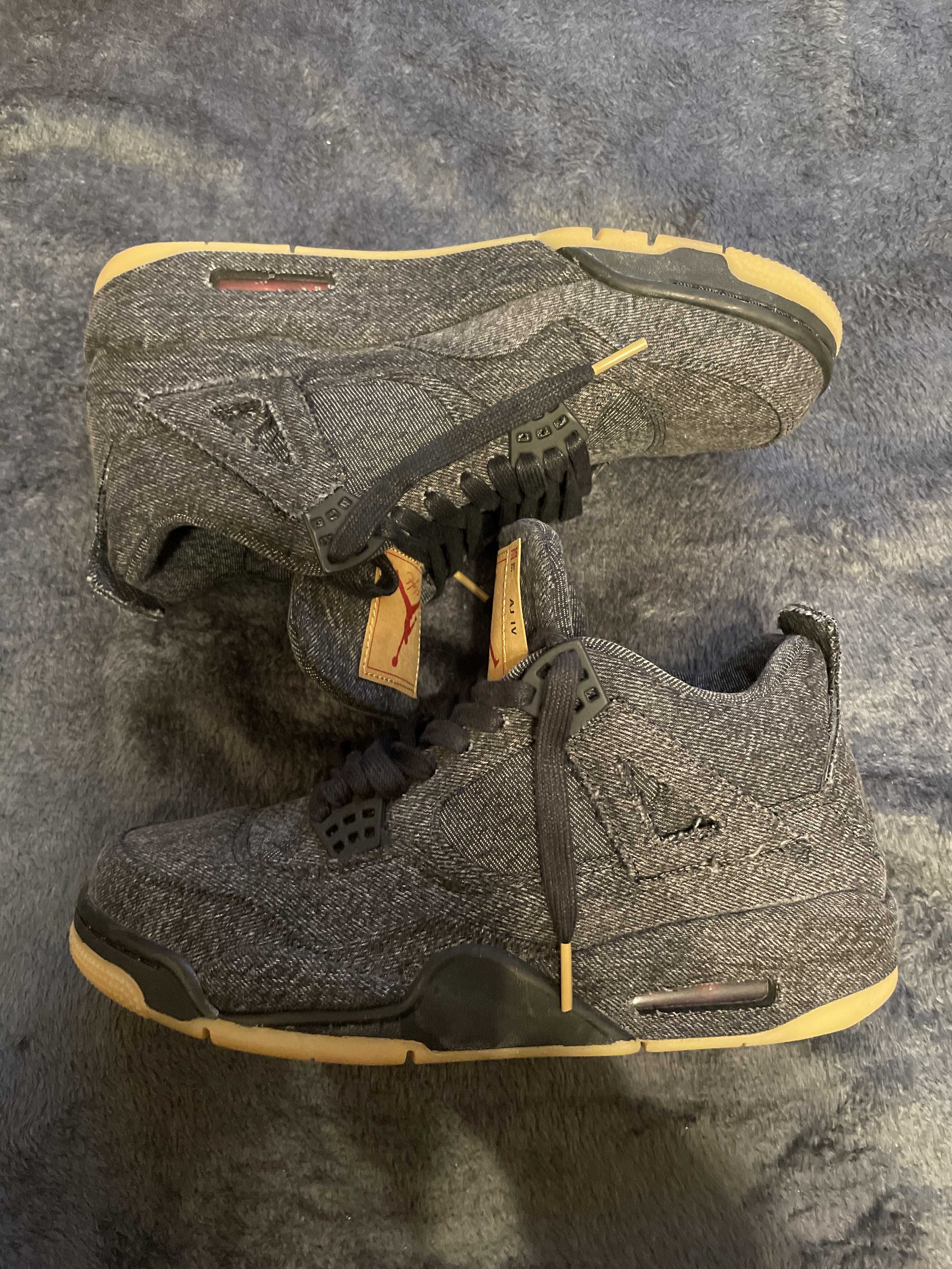 Nike × Levi's Air Jordan 4 "Black Denim" (Tag: ®)