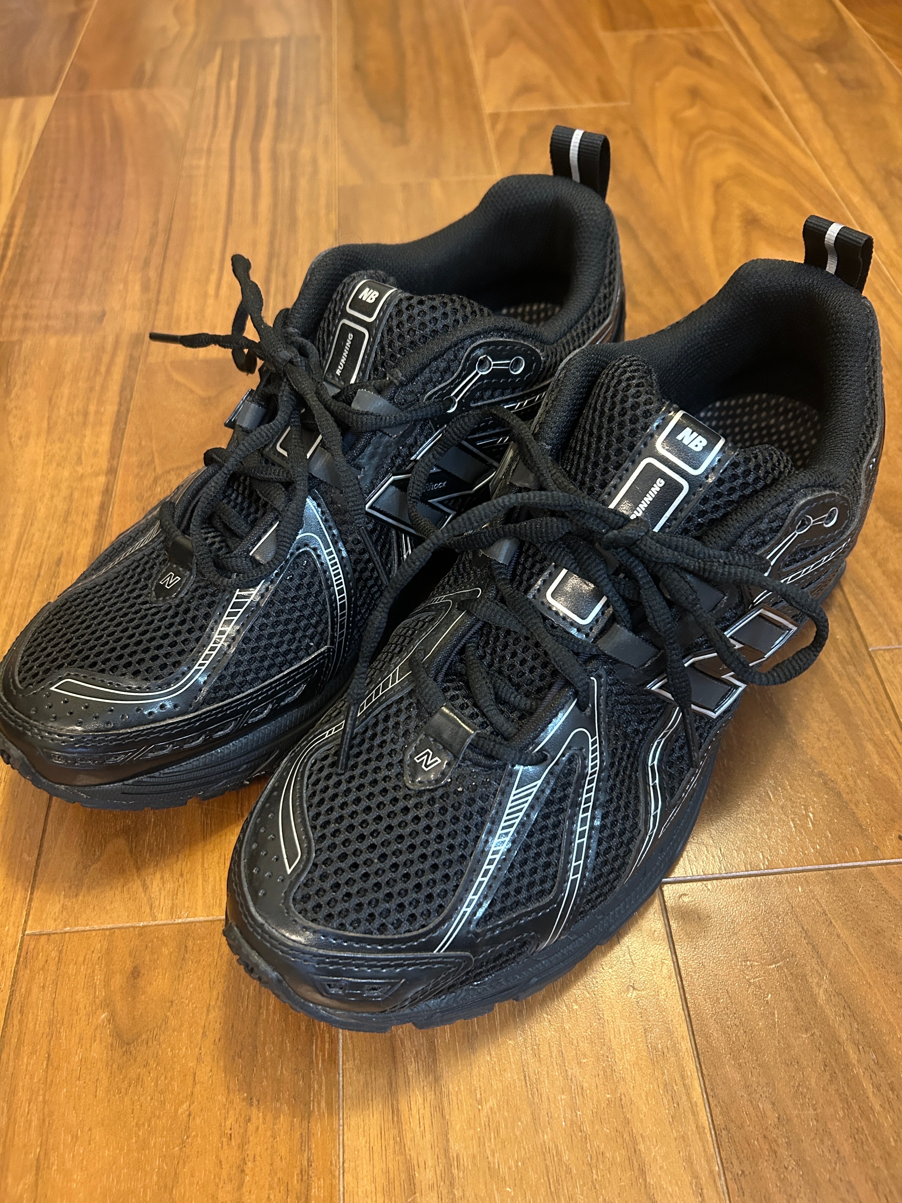 ニューバランス 1906R "ブラック"