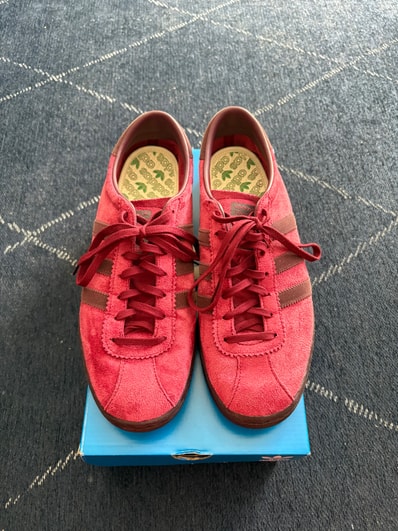 adidas Tobacco Gruen "College Burgundy"