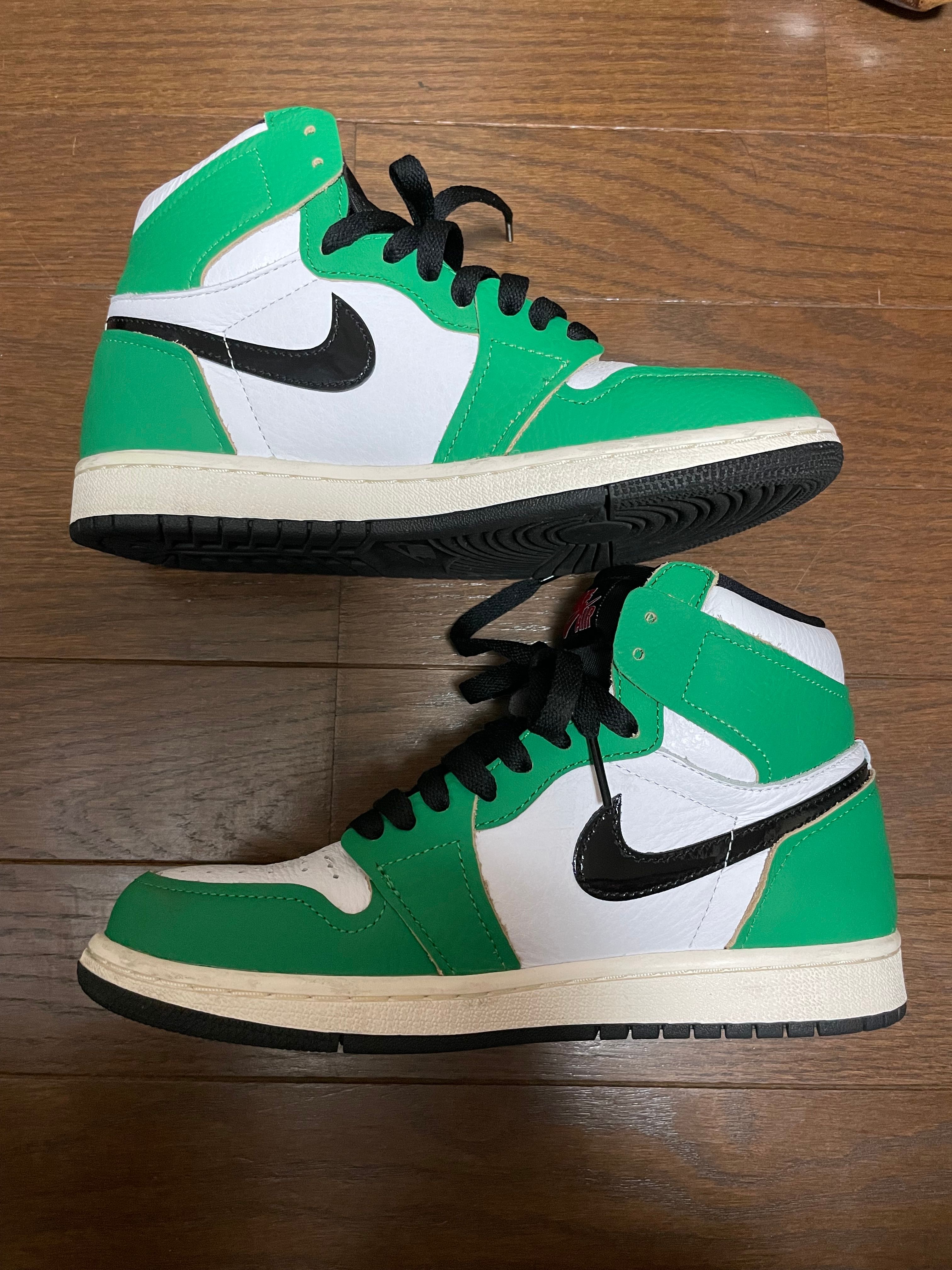 Nike Women's Air Jordan 1 High OG "Lucky Green/White-Sail-Black"