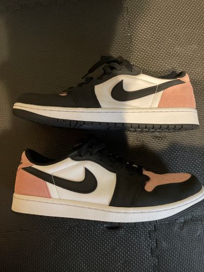 Nike Air Jordan 1 Low OG "Bleached Coral"