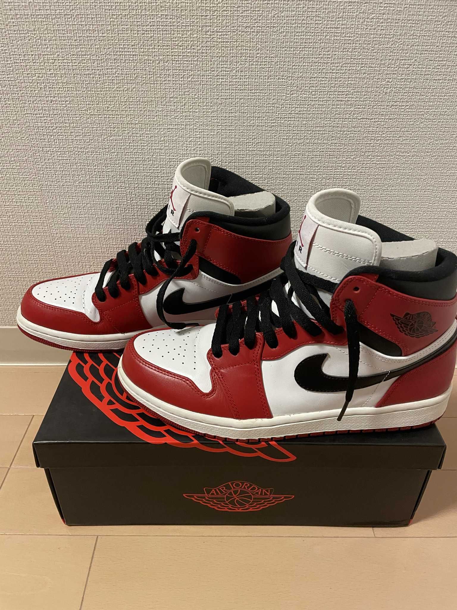 Nike Air Jordan 1 Retro High "Chicago" (2013)