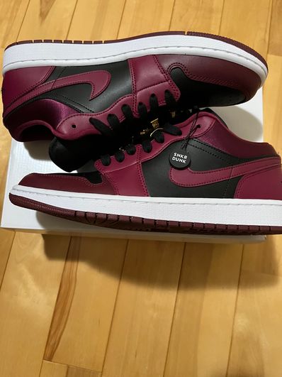 NIKE Women's AIR JORDAN 1 LOW "DARK BEETROOT"