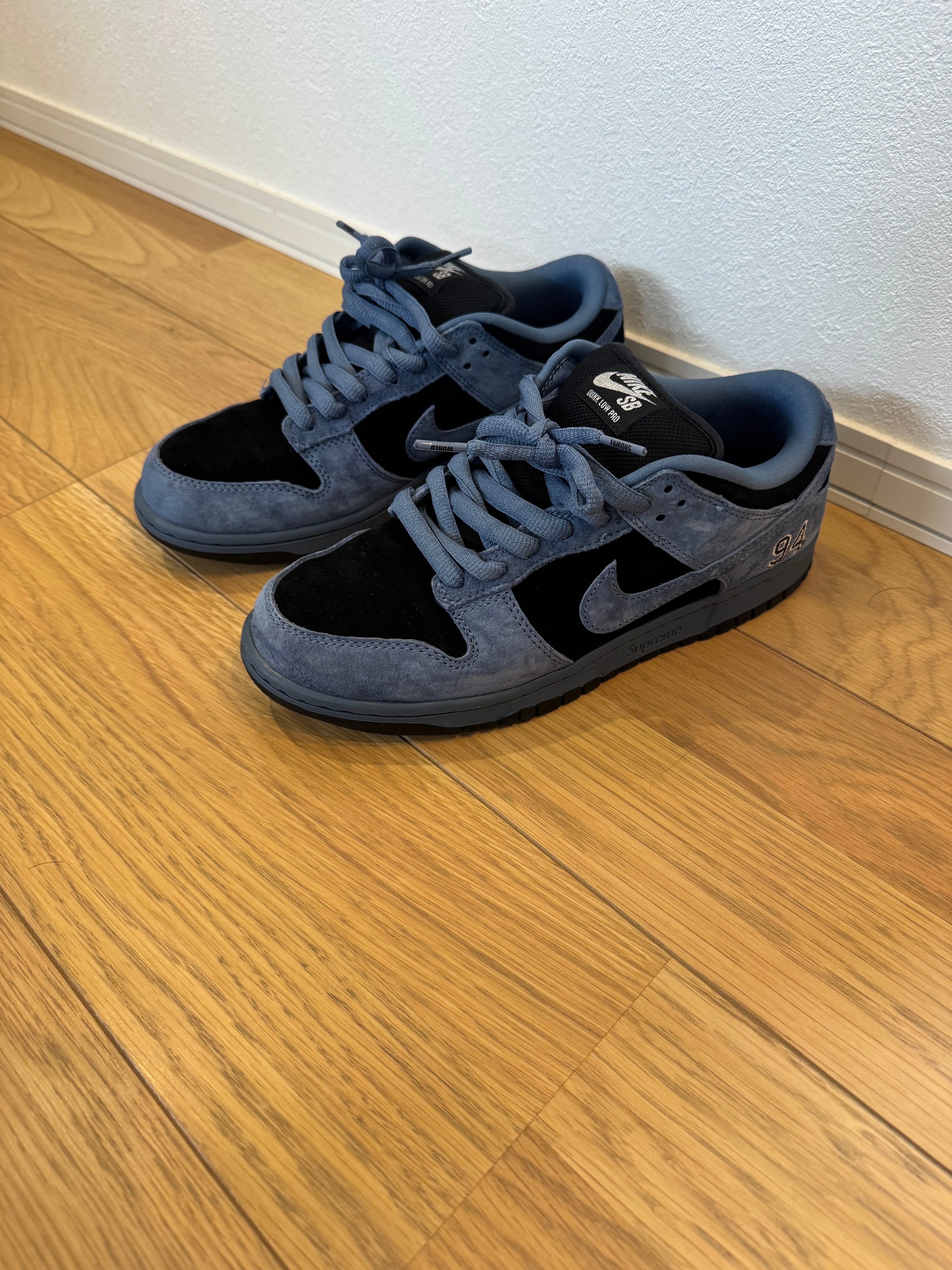 Supreme × Nike SB Dunk Low "Ocean Fog" (North America Exclusive) (25FW Week2)