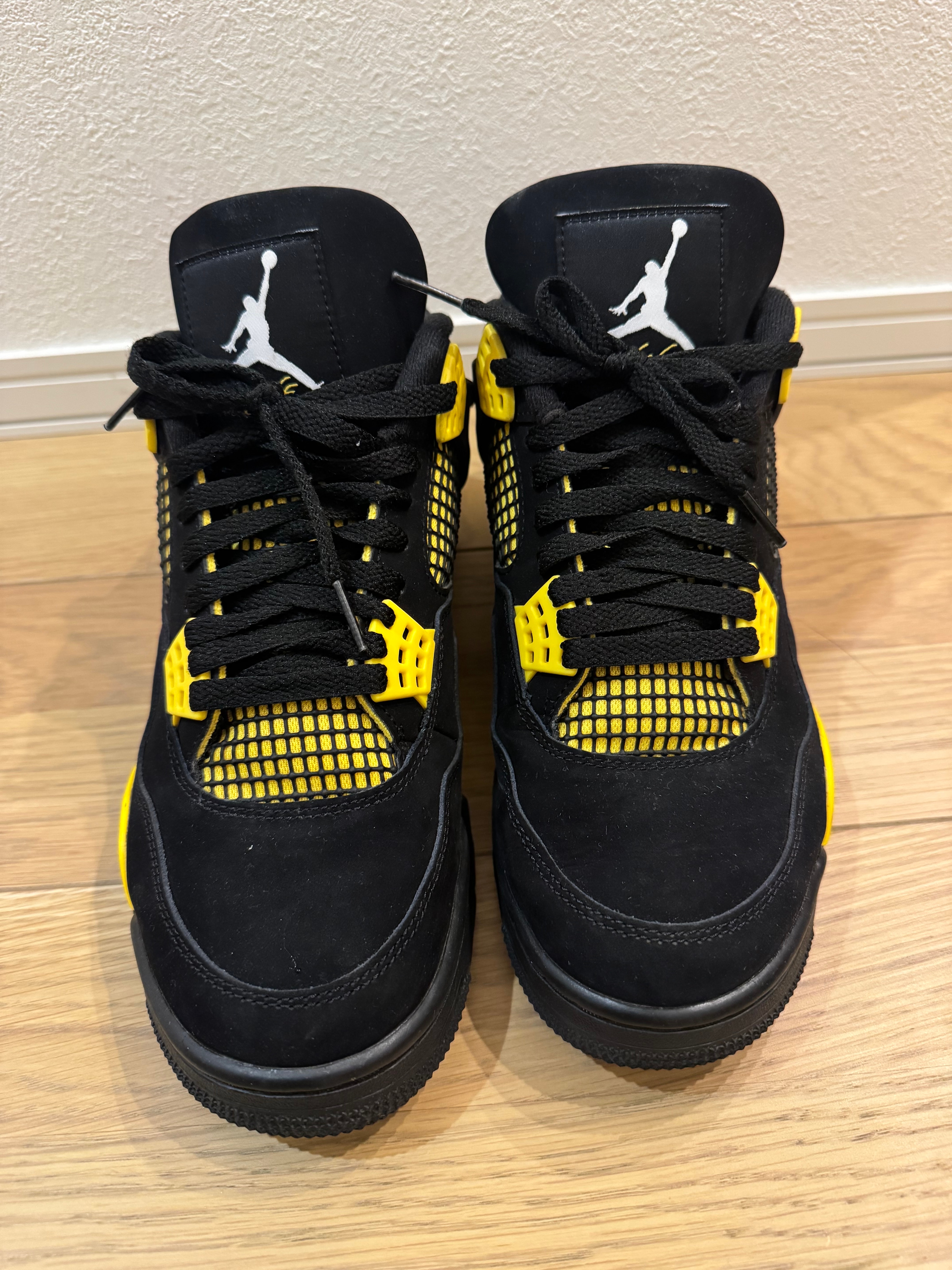 Nike Air Jordan 4 Retro "Thunder"(2023)