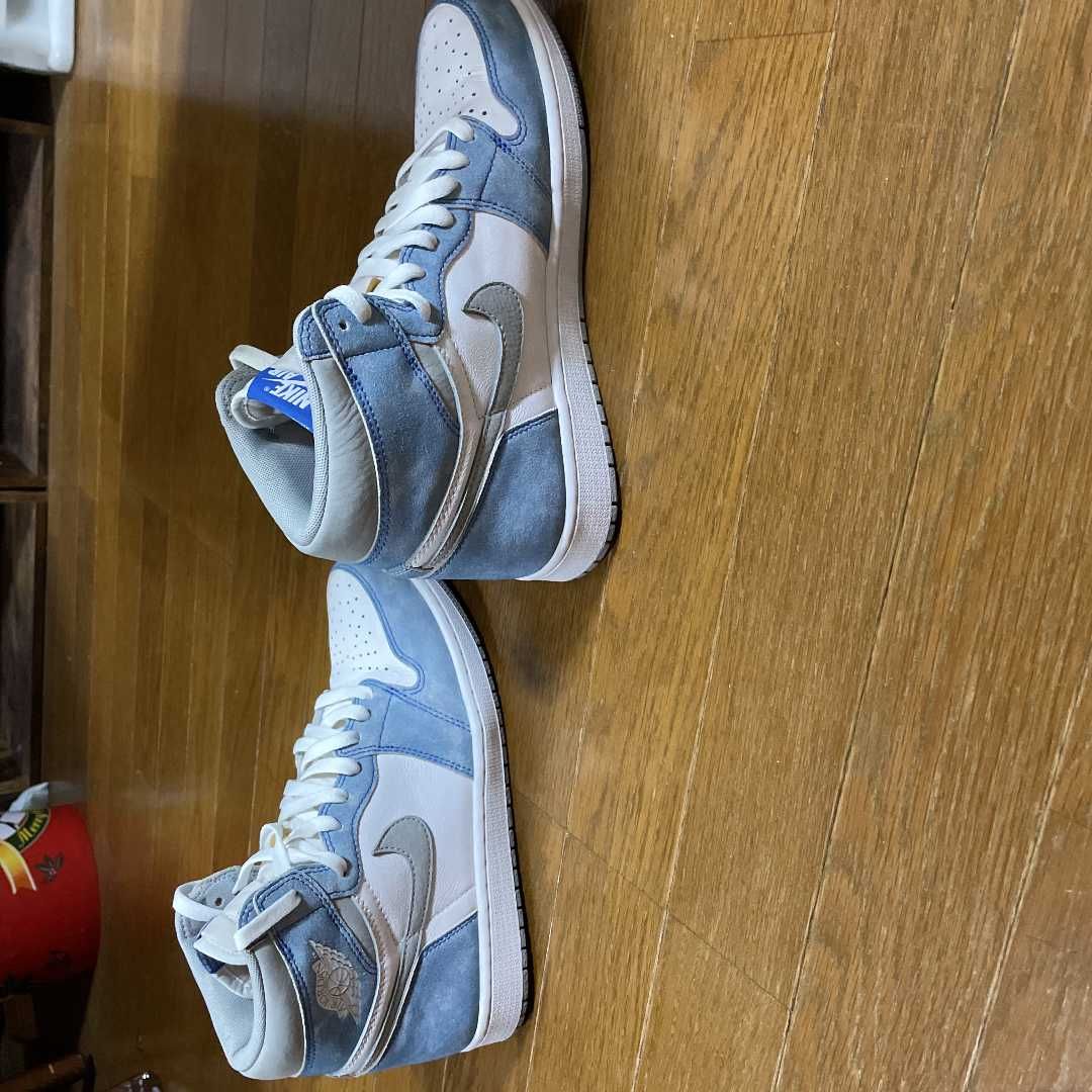 Nike Air Jordan 1 High OG "Hyper Royal"