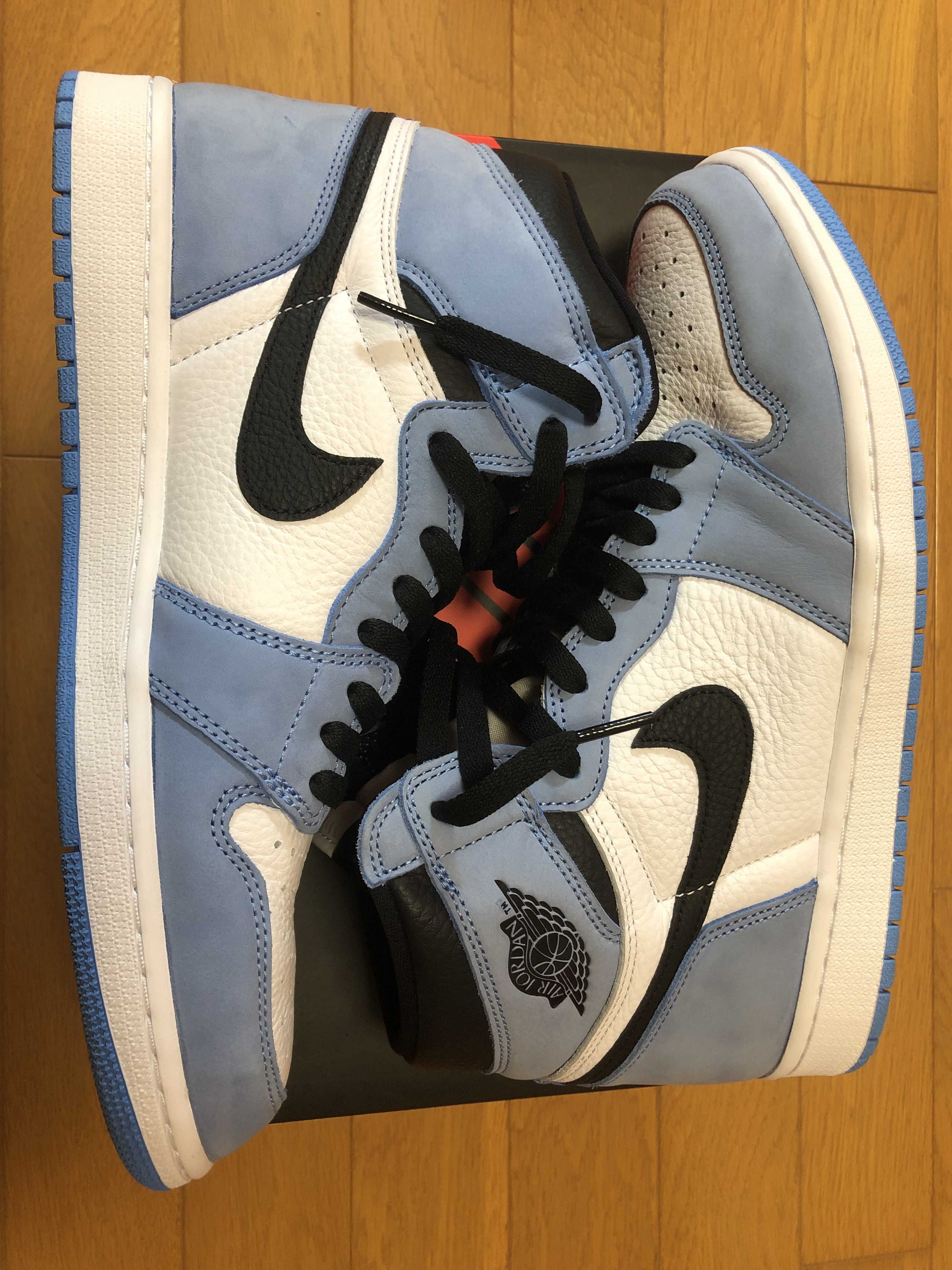 Nike Air Jordan 1 High OG "University Blue"