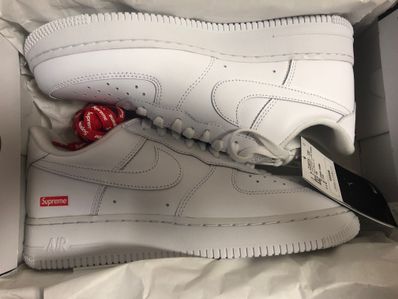 Supreme × Nike Air Force 1 Low "White"