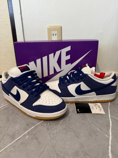 Nike SB Dunk Low "Los Angeles Dodgers/Deep Royal Blue"