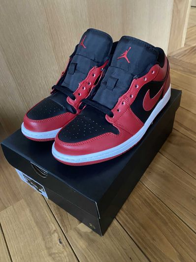 Nike Air Jordan 1 Low "Varsity Red"