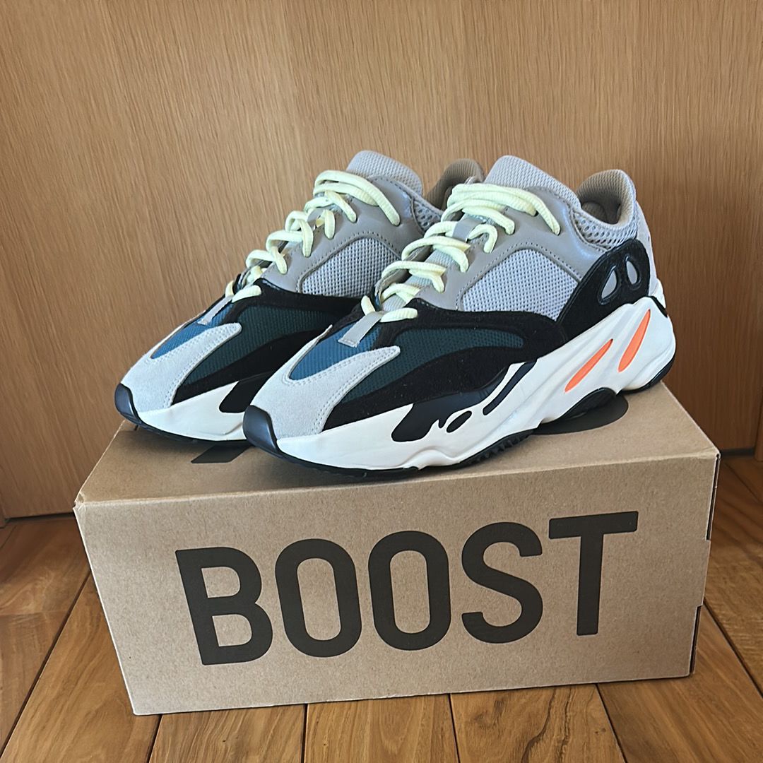 adidas YEEZY Boost 700 "Wave Runner"