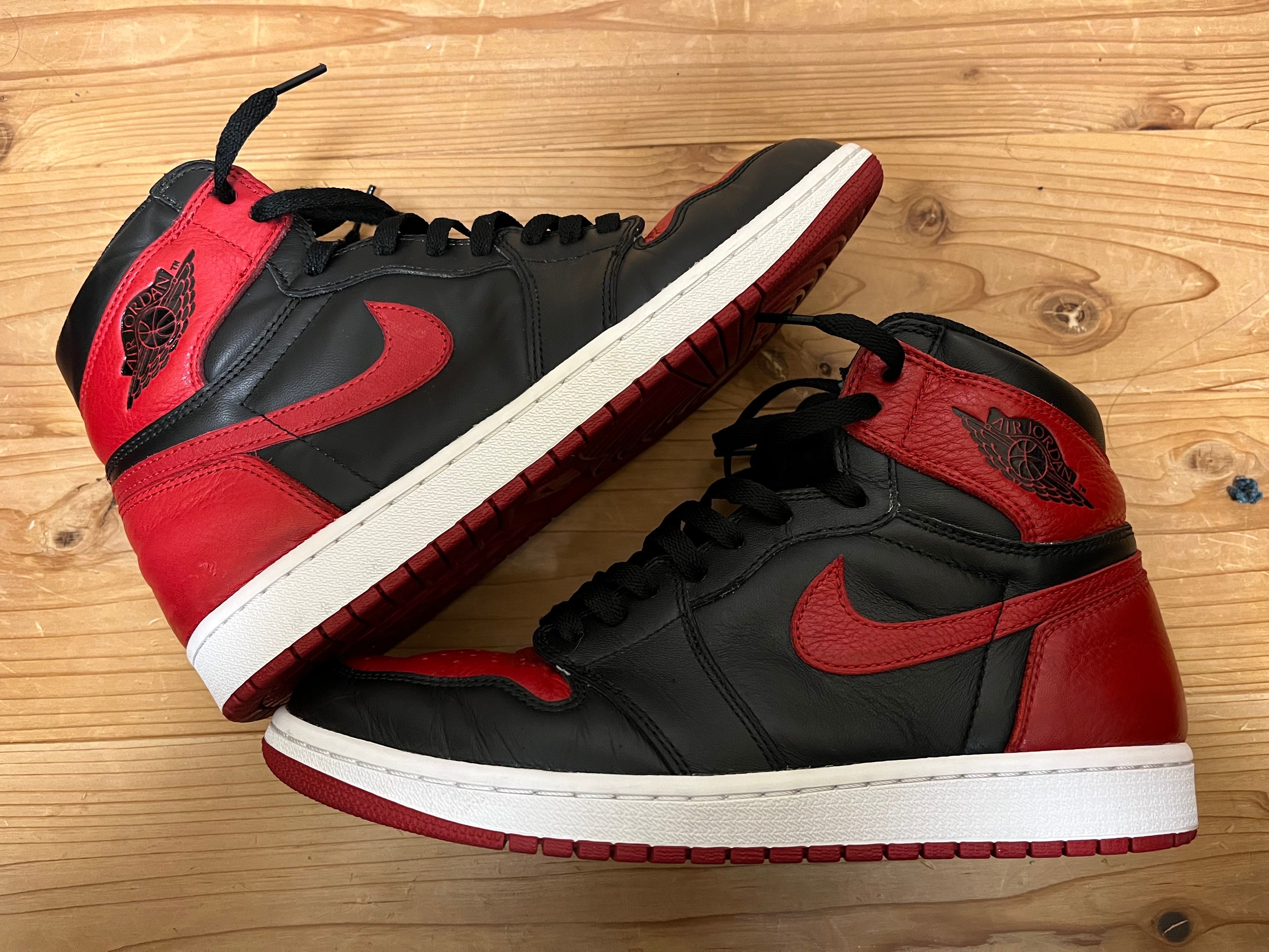 Nike Air Jordan 1 Retro High OG "Bred/Banned" (2016)