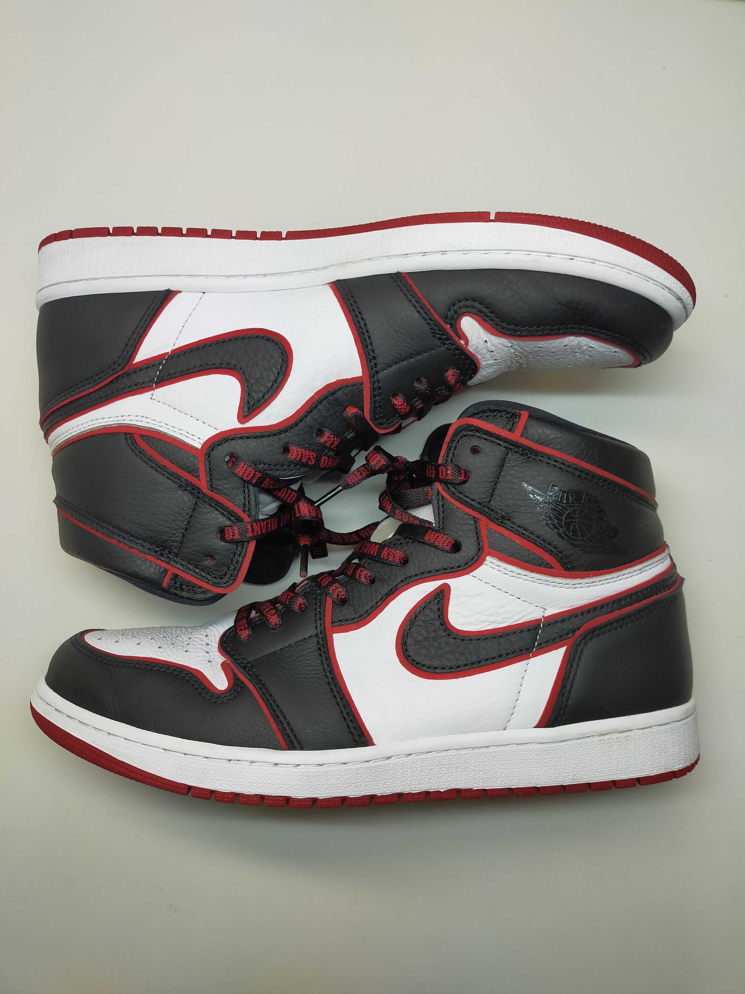 Nike Air Jordan 1 Retro High OG "Blood Line"   