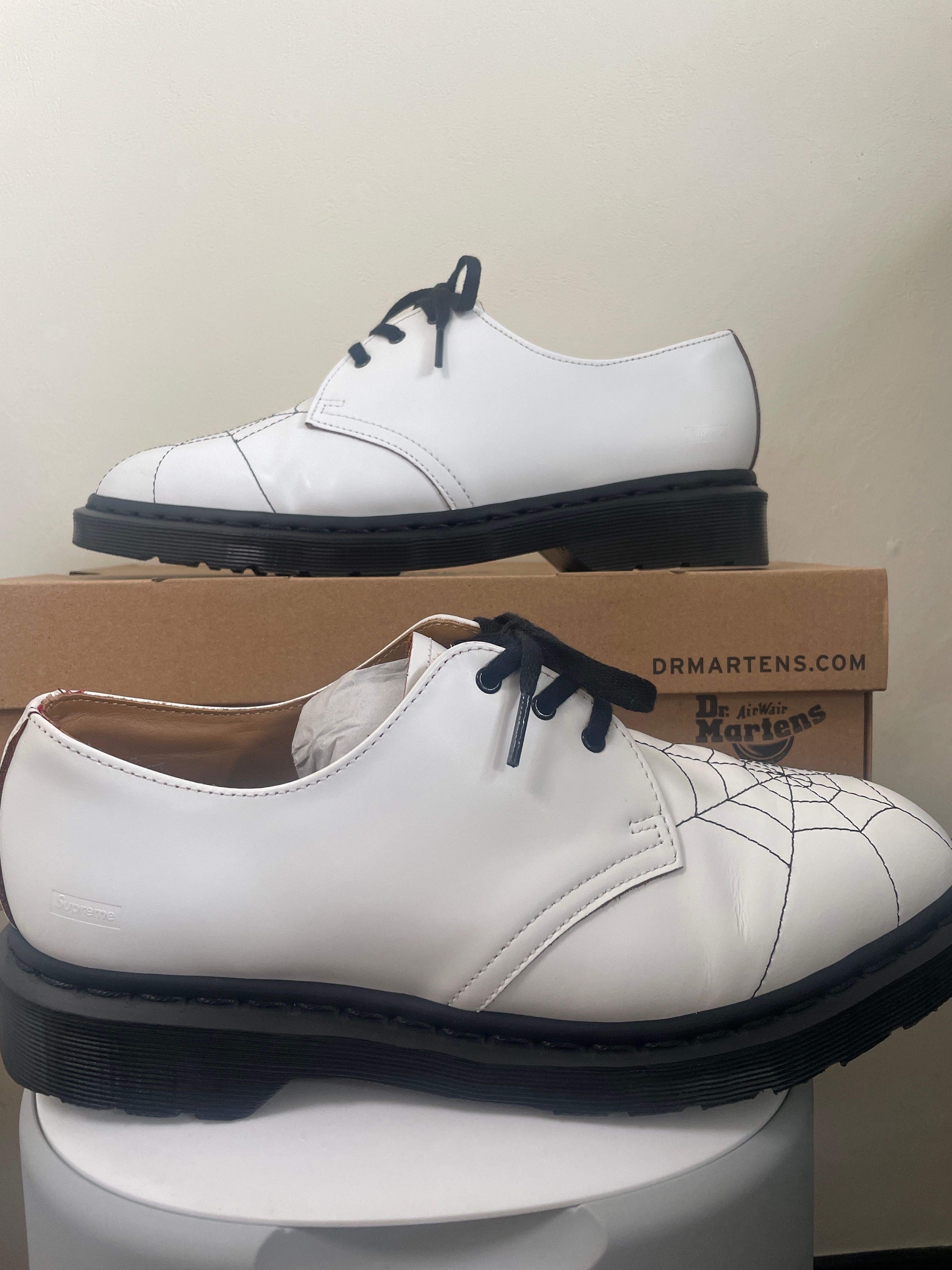 Supreme × Dr.Martens Spiderweb 3 Eye Shoe "White"