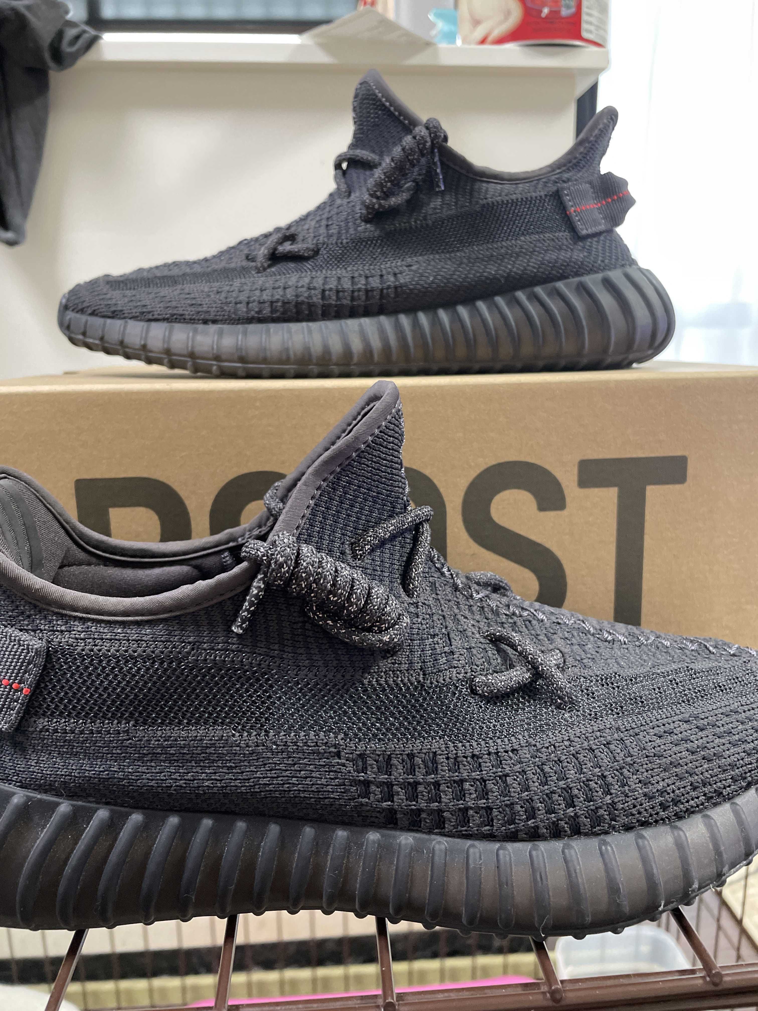 adidas YEEZY Boost 350 V2 "Black"