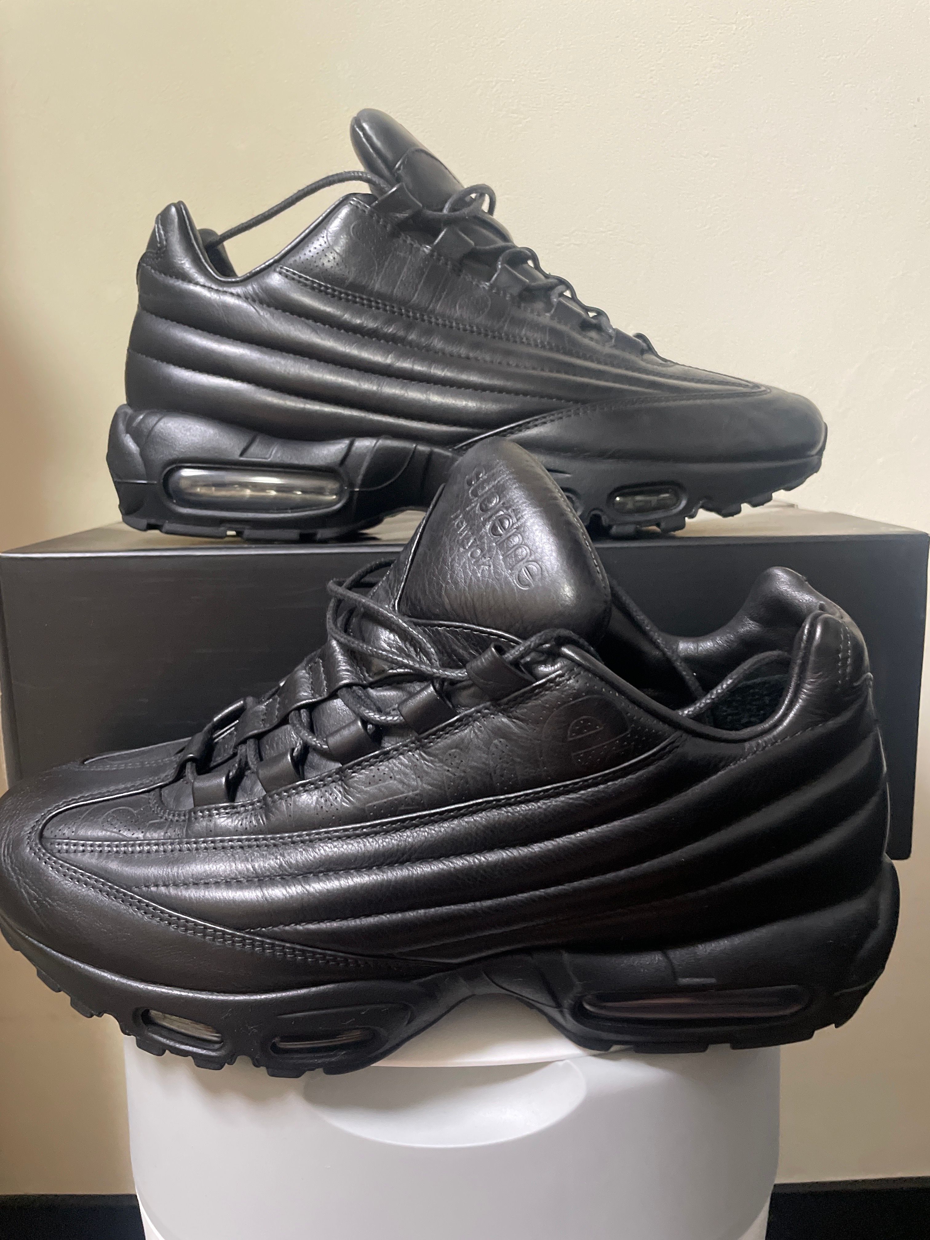 Supreme × Nike Air Max 95 Lux "Triple Black"